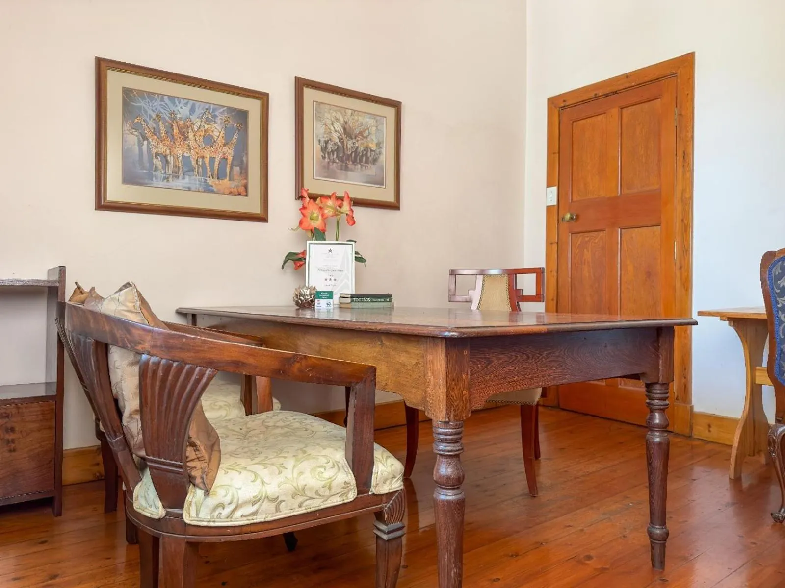 Business facilities in Park Gables Loftus