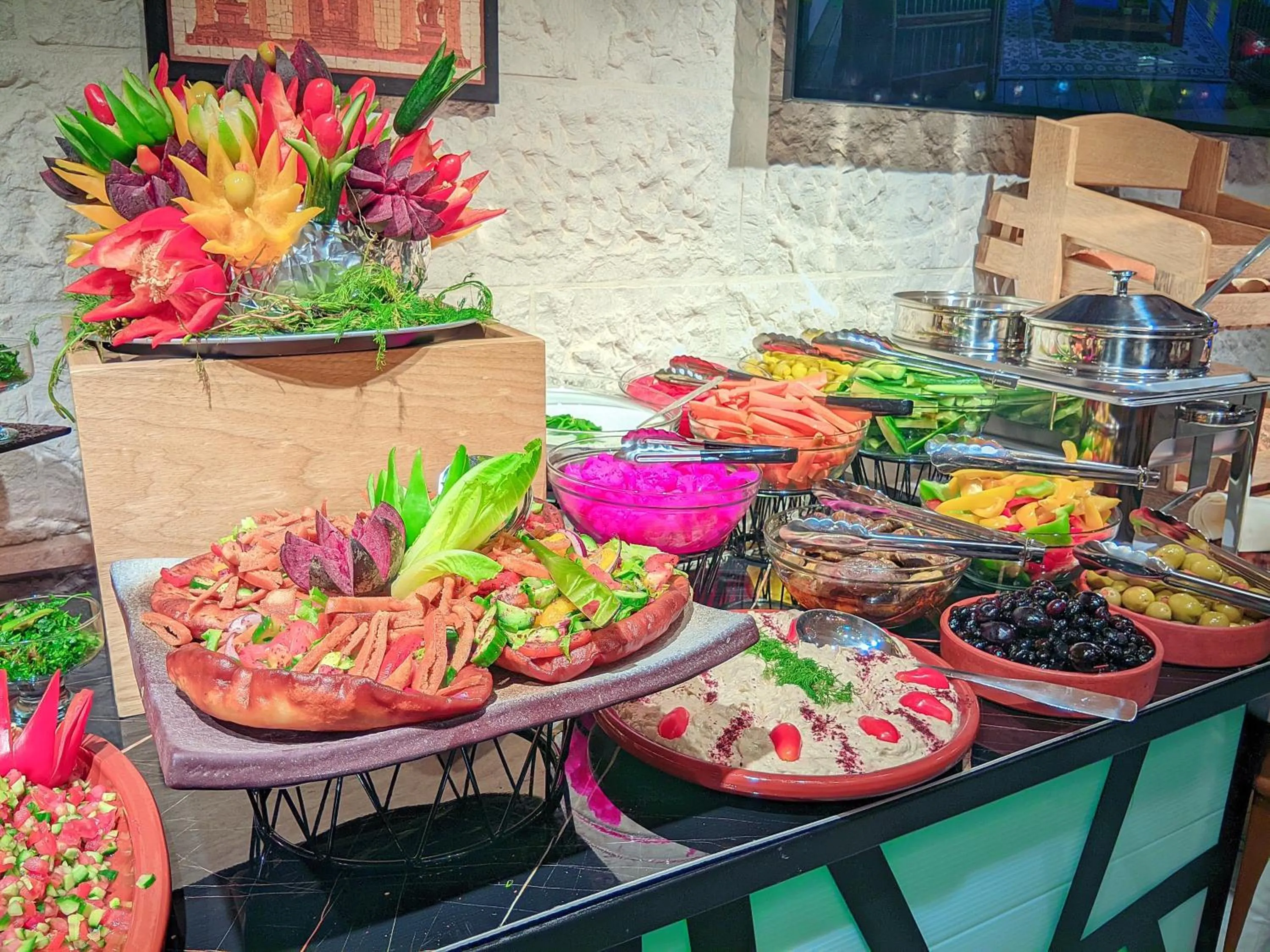 Food and drinks in Petra Bermudez Hotel