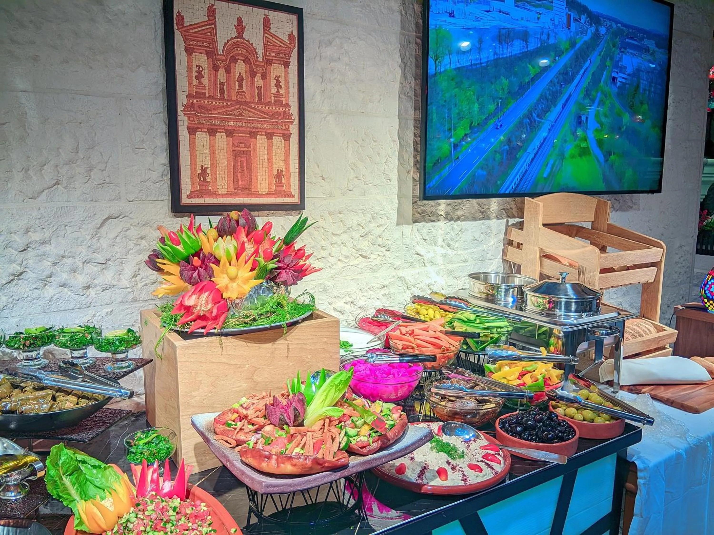 Food and drinks in Petra Bermudez Hotel