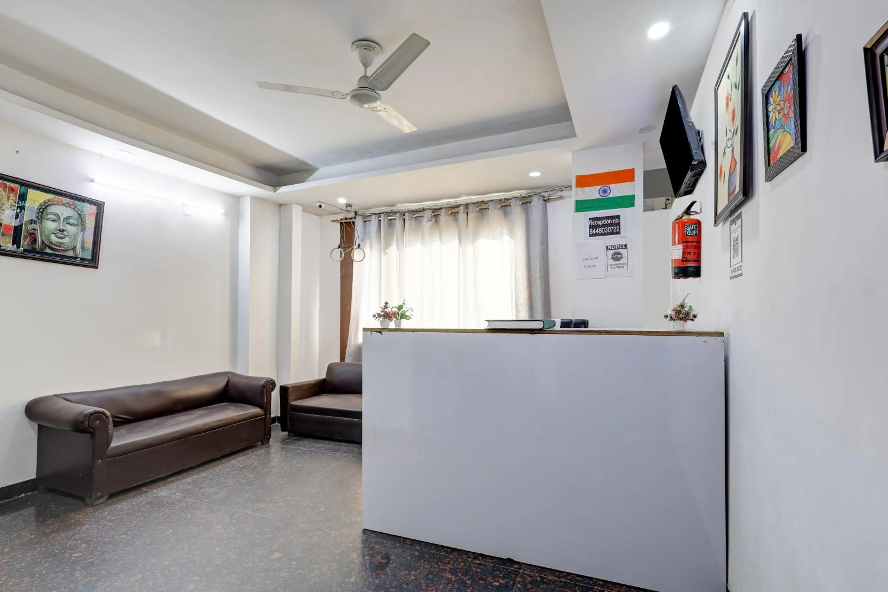 Lobby or reception in Mauryan Elite Hotel Qutab Minar Metro Station