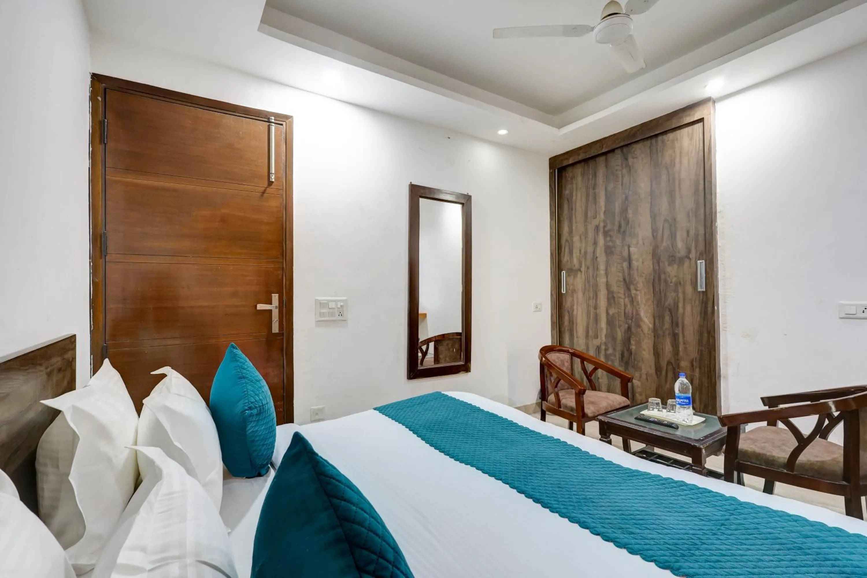 Bed in Mauryan Elite Hotel Qutab Minar Metro Station