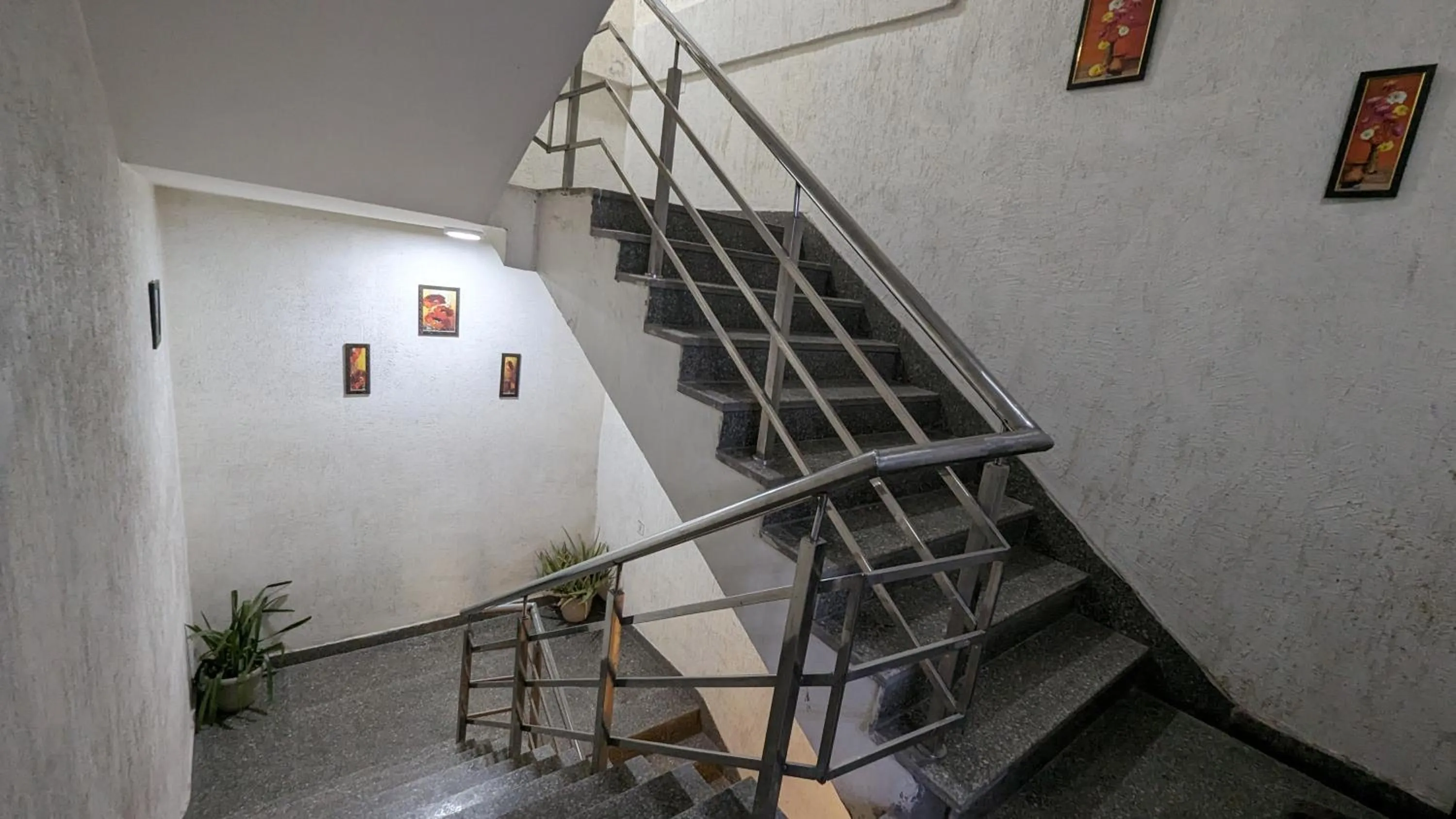 Lobby or reception in Mauryan Elite Hotel Qutab Minar Metro Station