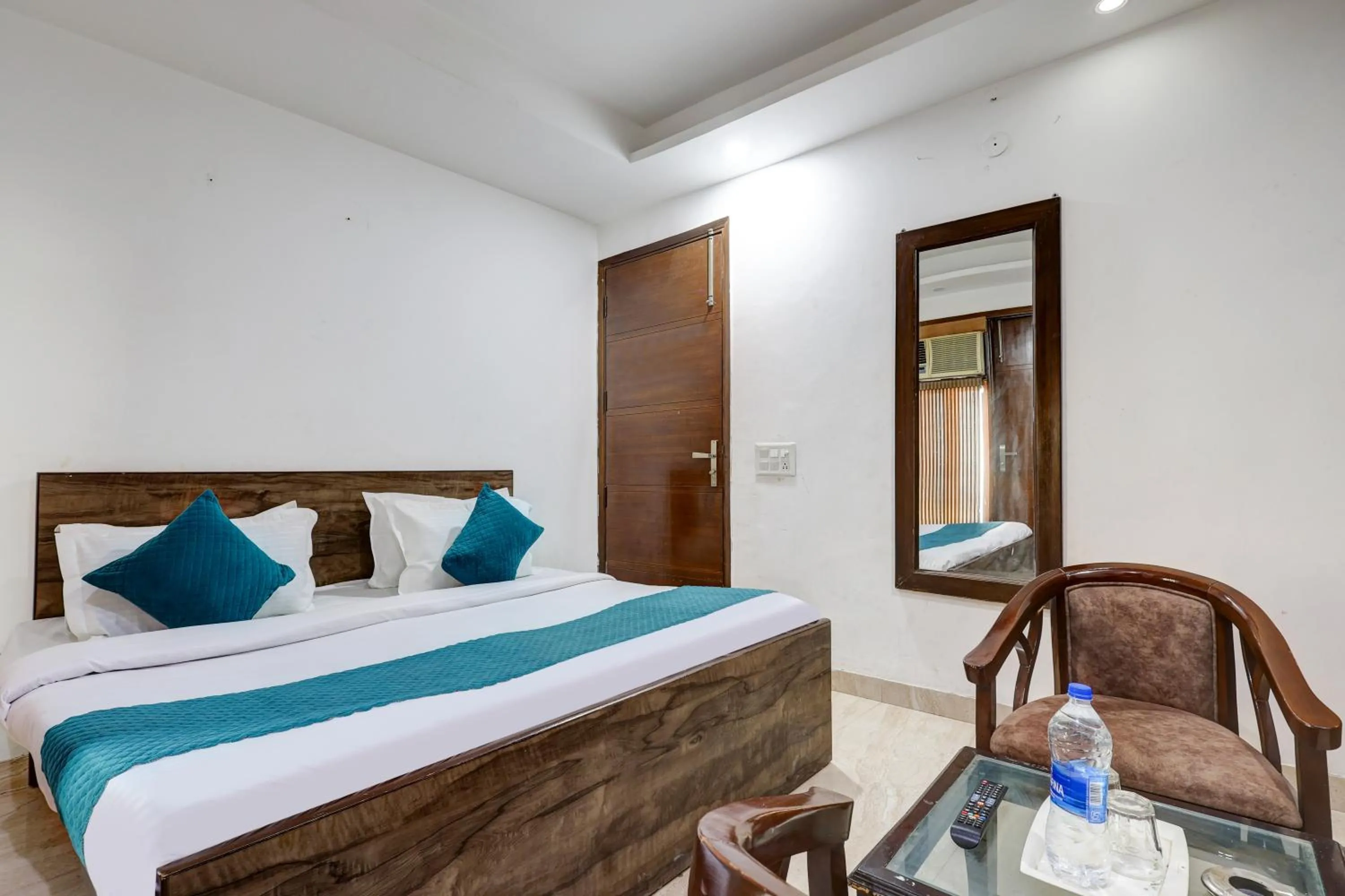 Bed in Mauryan Elite Hotel Qutab Minar Metro Station
