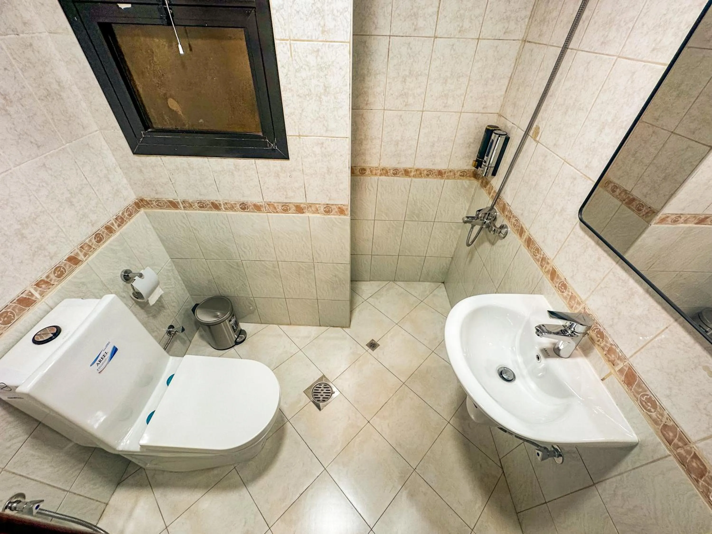 Bathroom in TAMARIND HOTEL