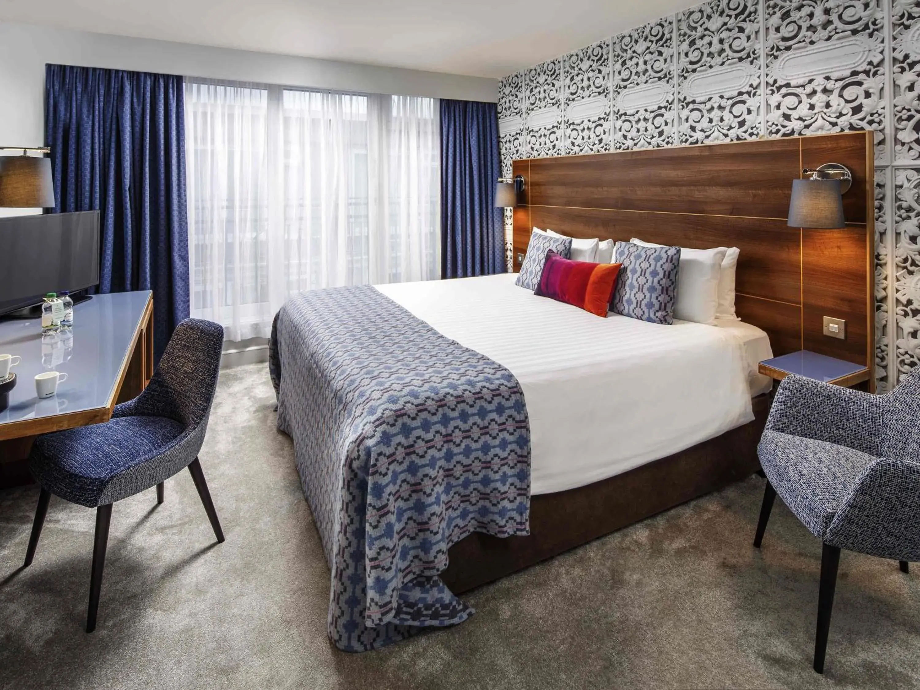 Privilege Double Room in Mercure Brighton Seafront Hotel Privilege Double Room in Mercure Brighton Seafront Hotel