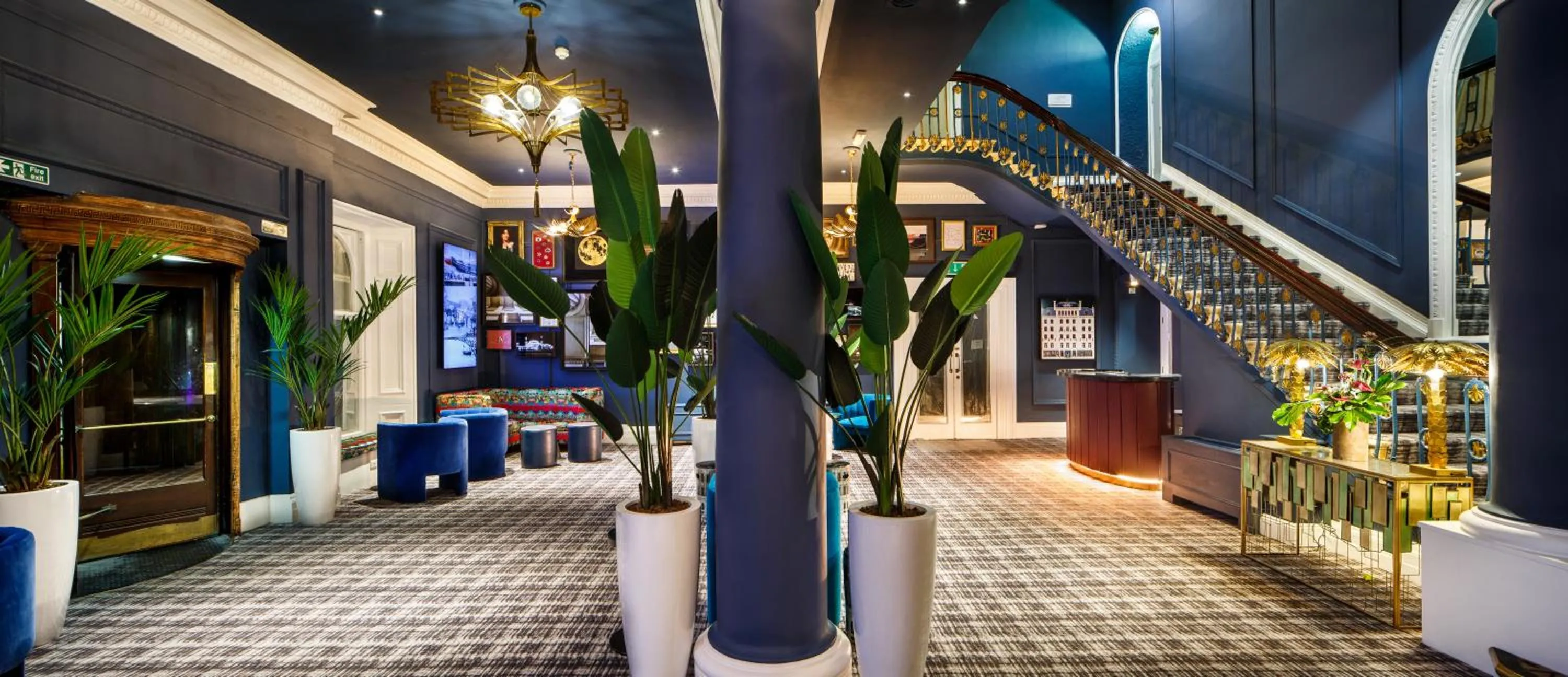 Lobby or reception in Mercure Brighton Seafront Hotel