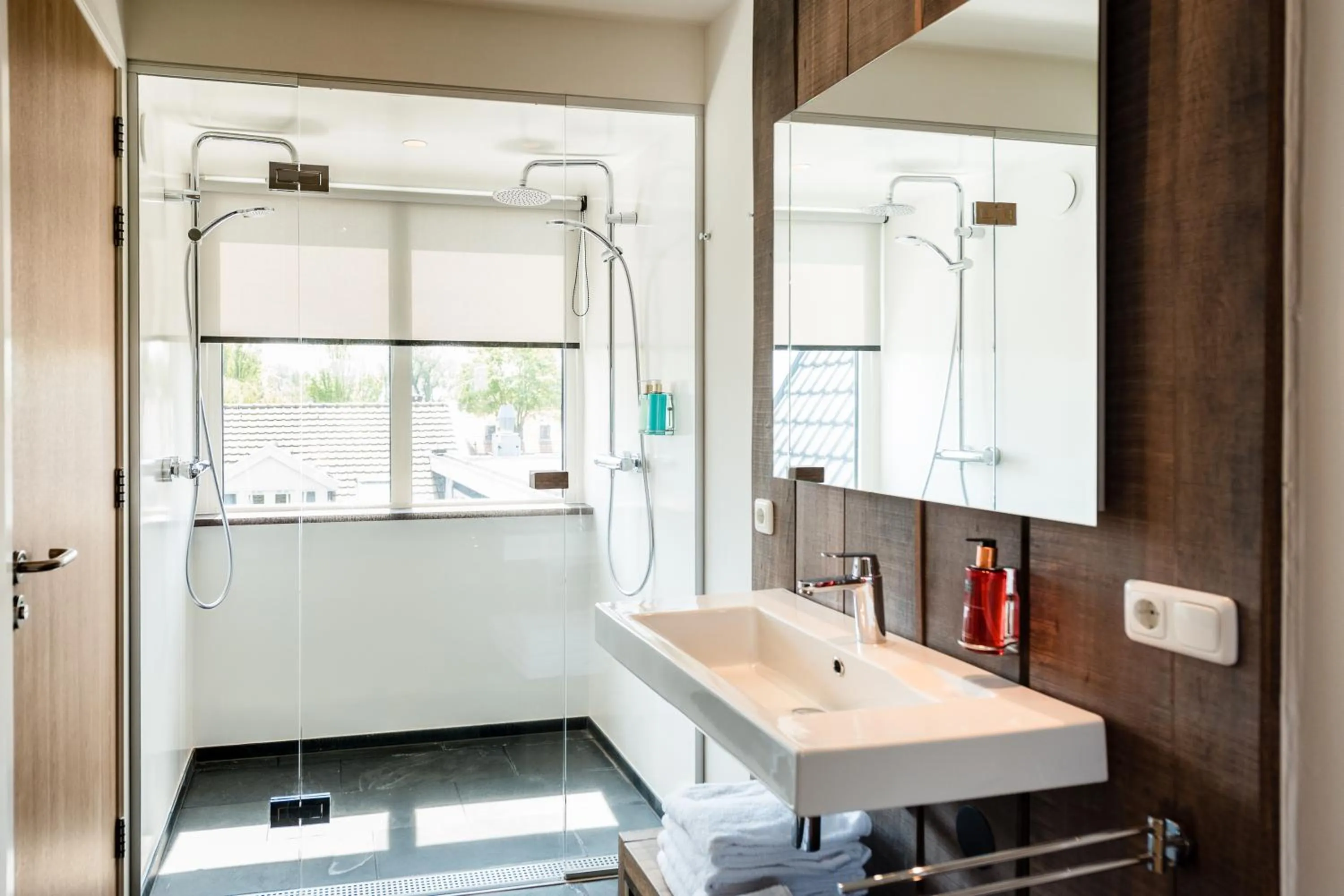 Bathroom in Van Heeckeren Hotel