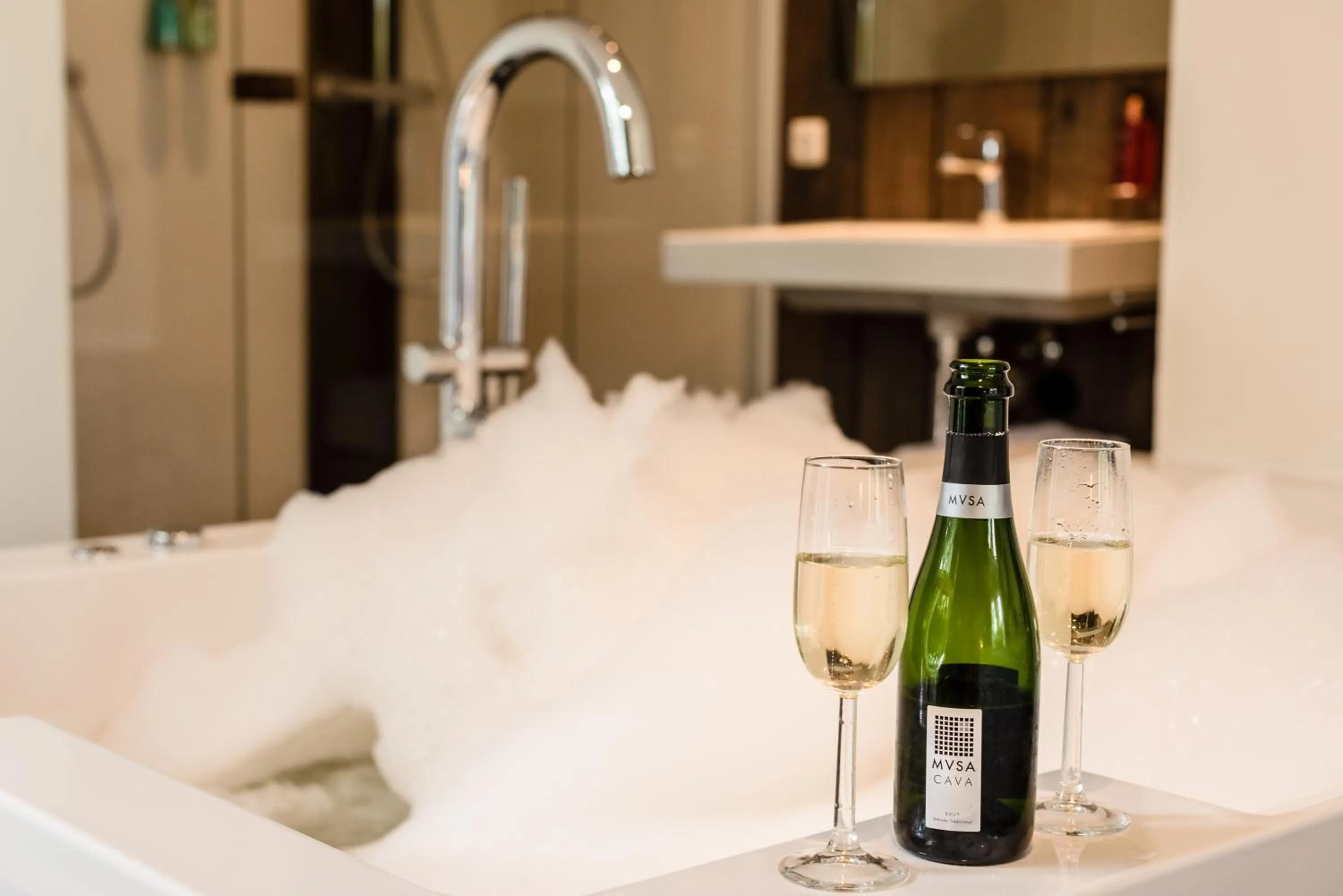 Alcoholic drinks in Van Heeckeren Hotel