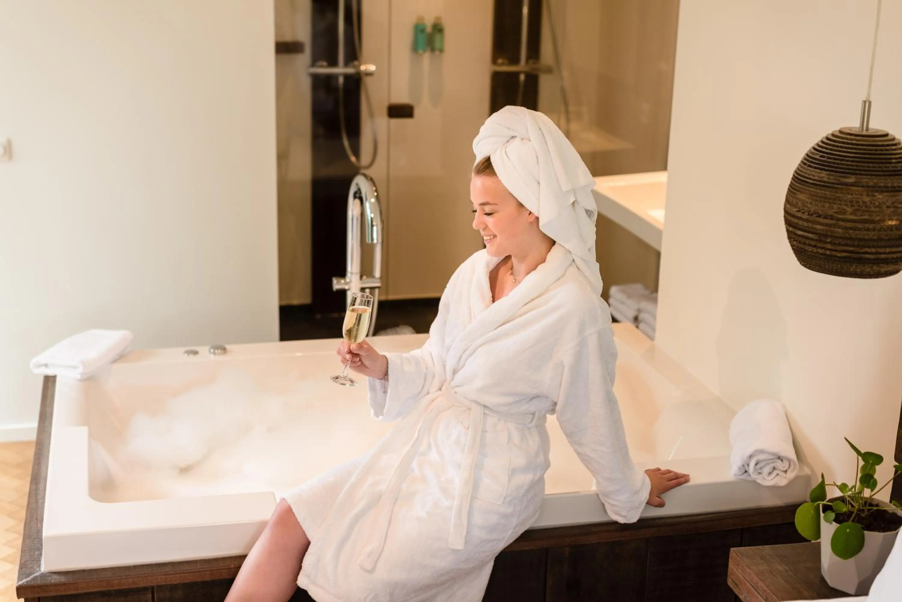 People in Van Heeckeren Hotel