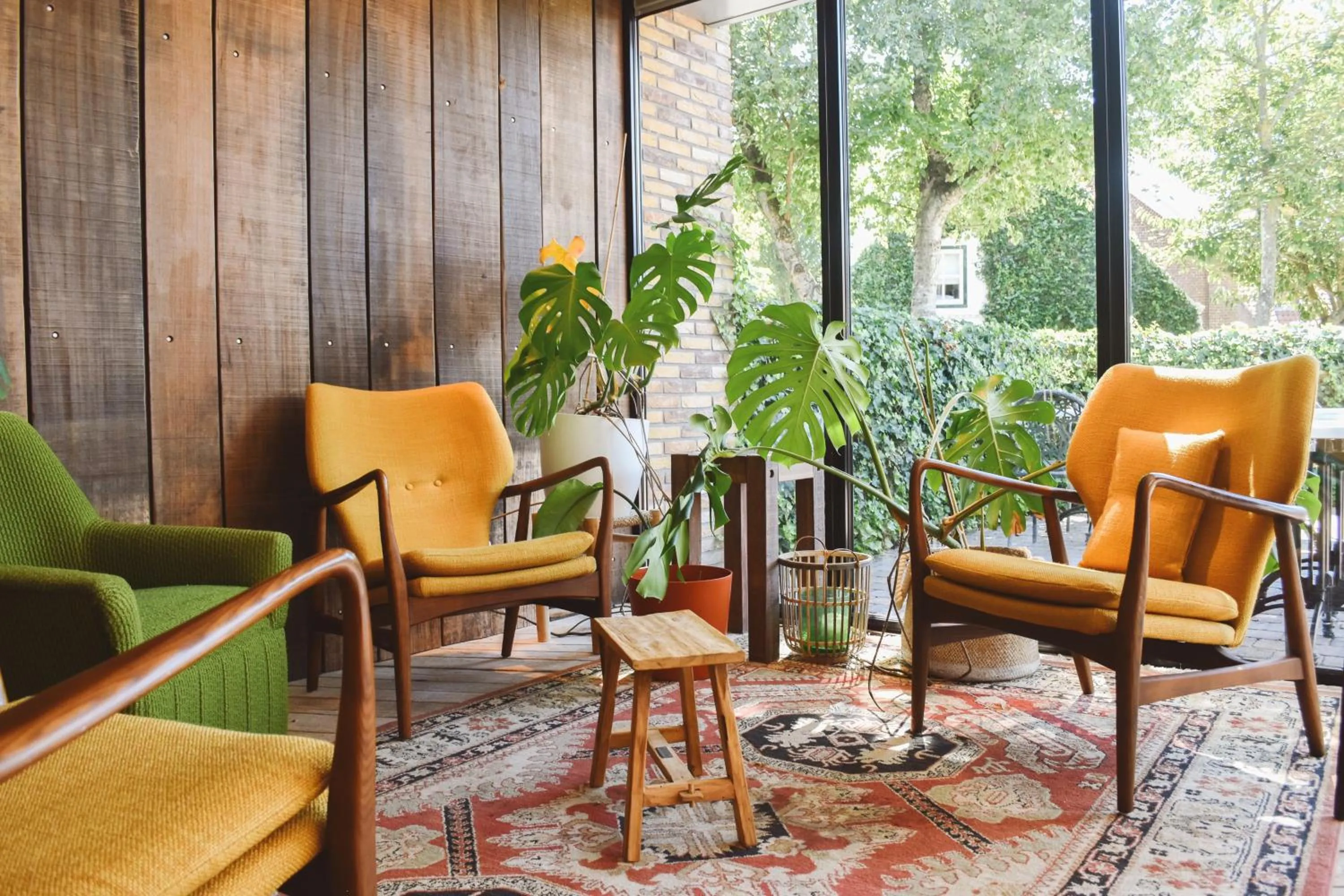 Seating area in Van Heeckeren Hotel