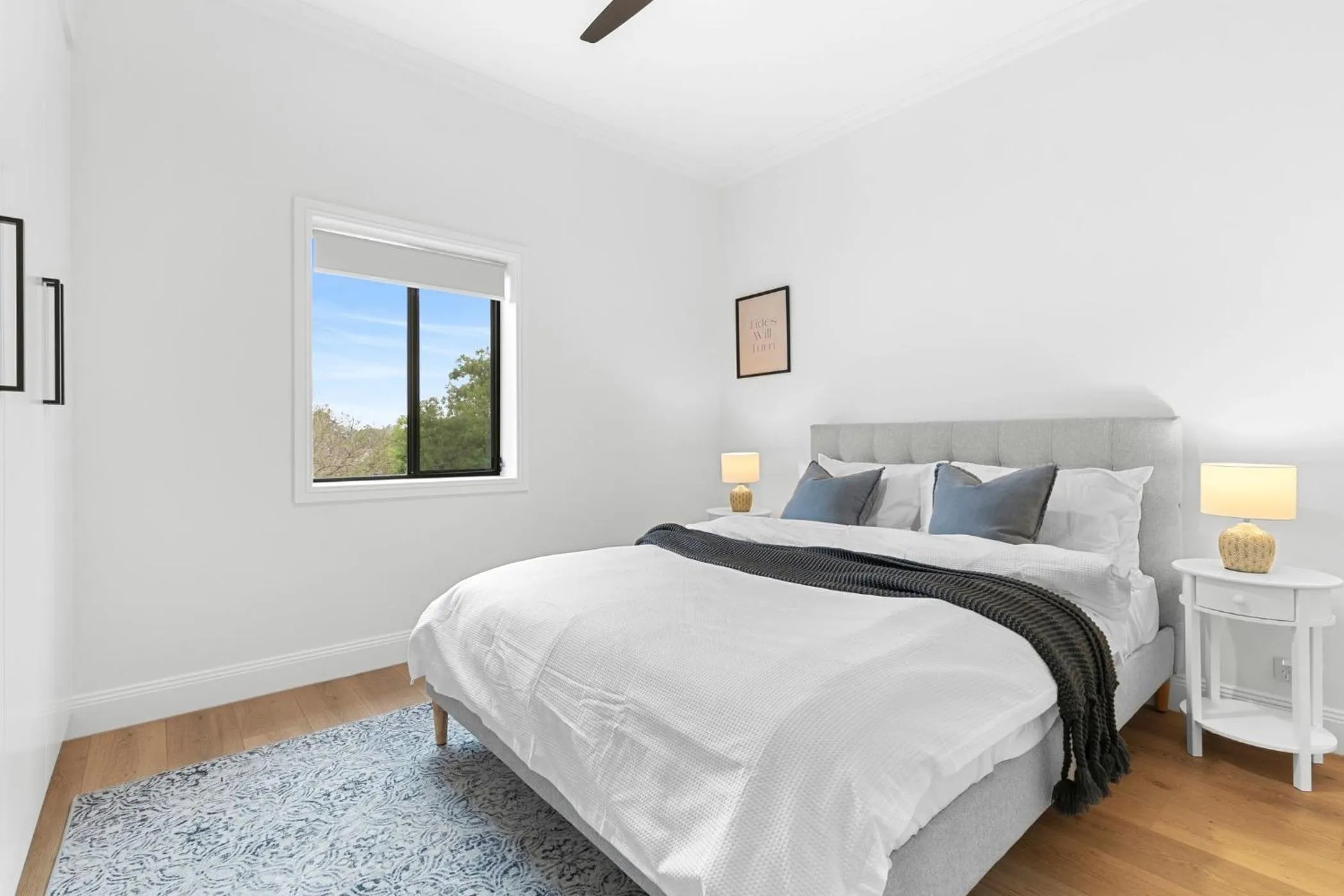 Bedroom, Bed in Hamilton Lodge Apartments by Urban Rest