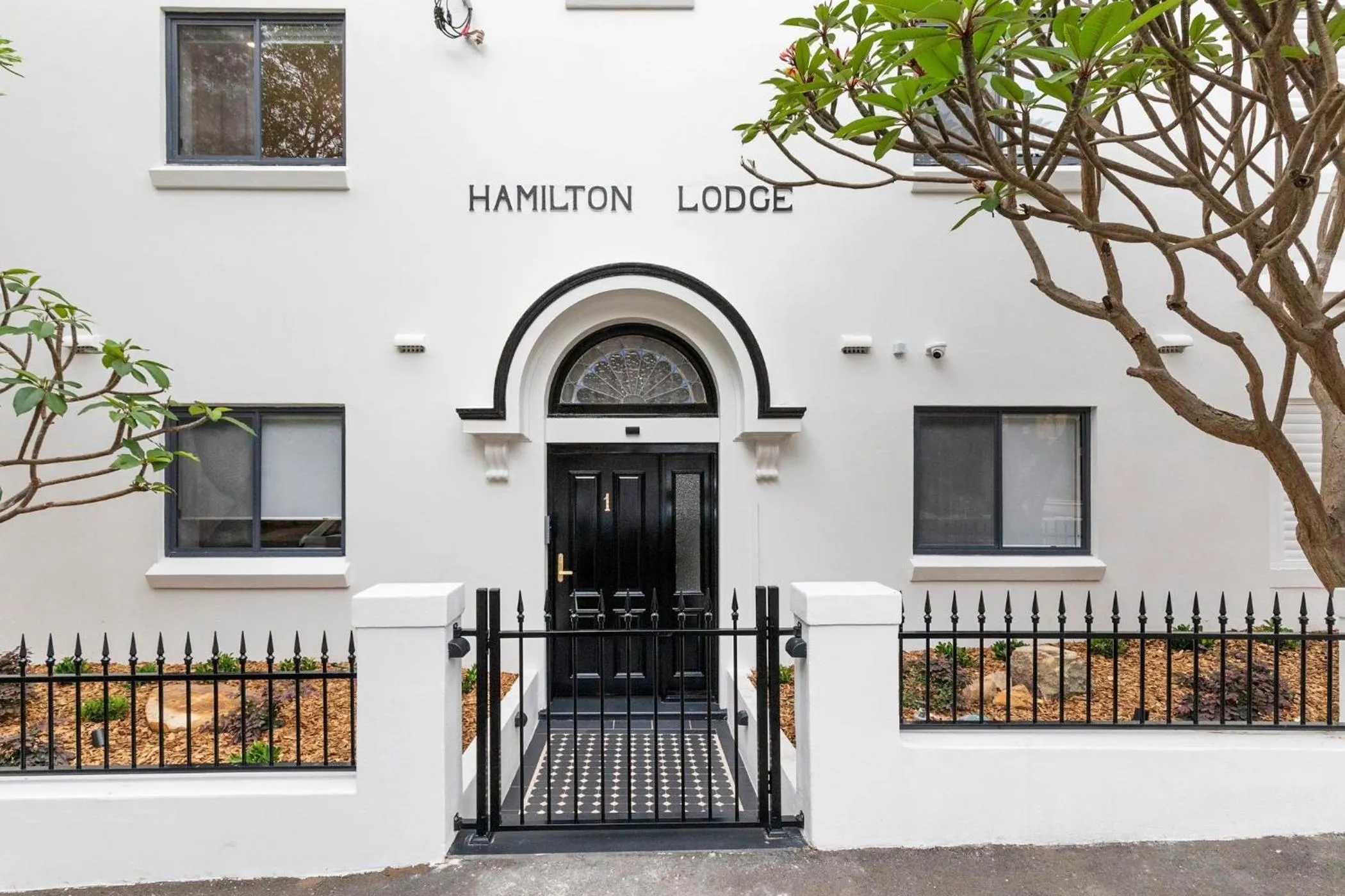 Property building in Hamilton Lodge Apartments by Urban Rest