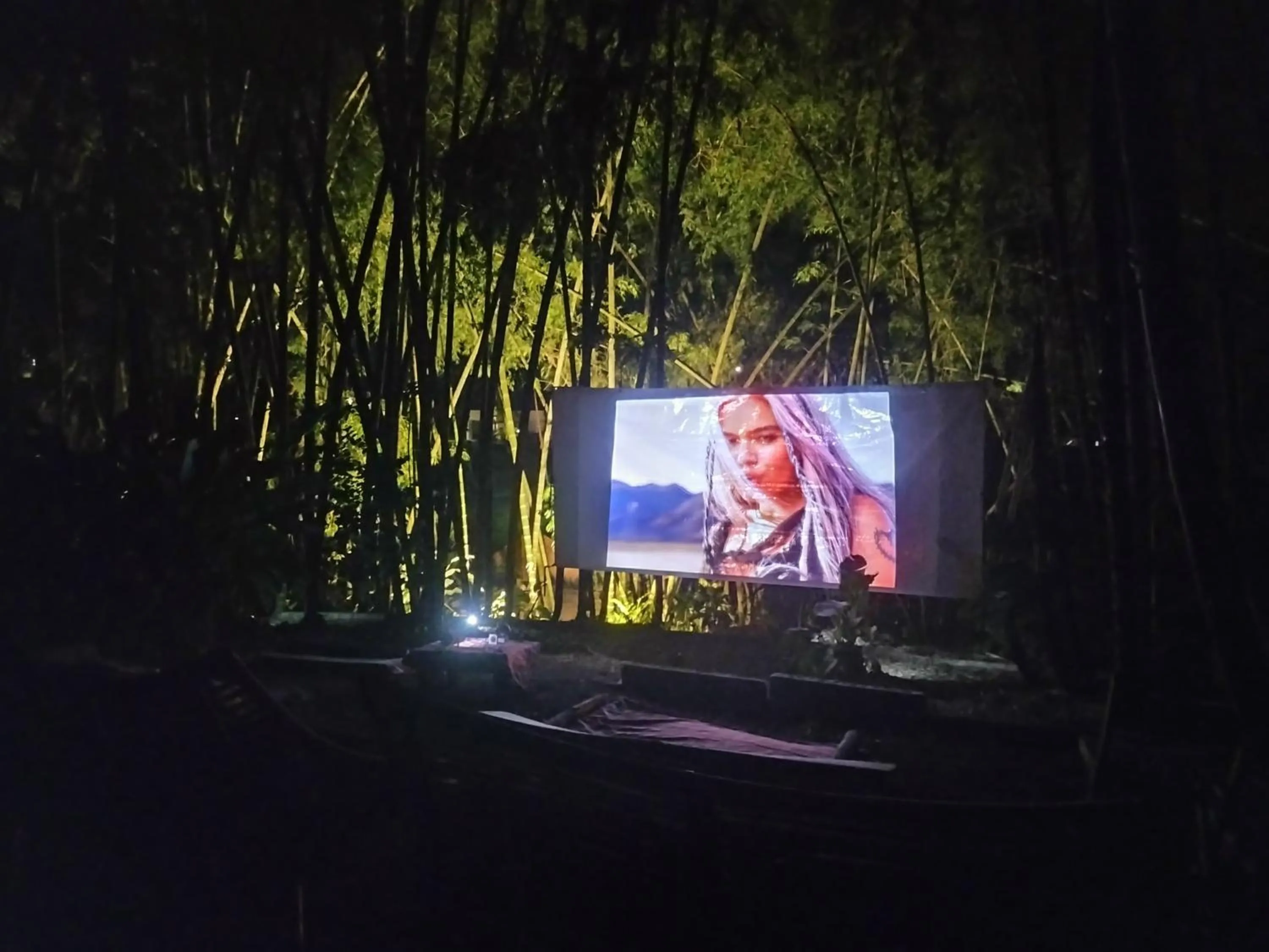 Communal lounge/ TV room in Cannatel Exclusive Hotel