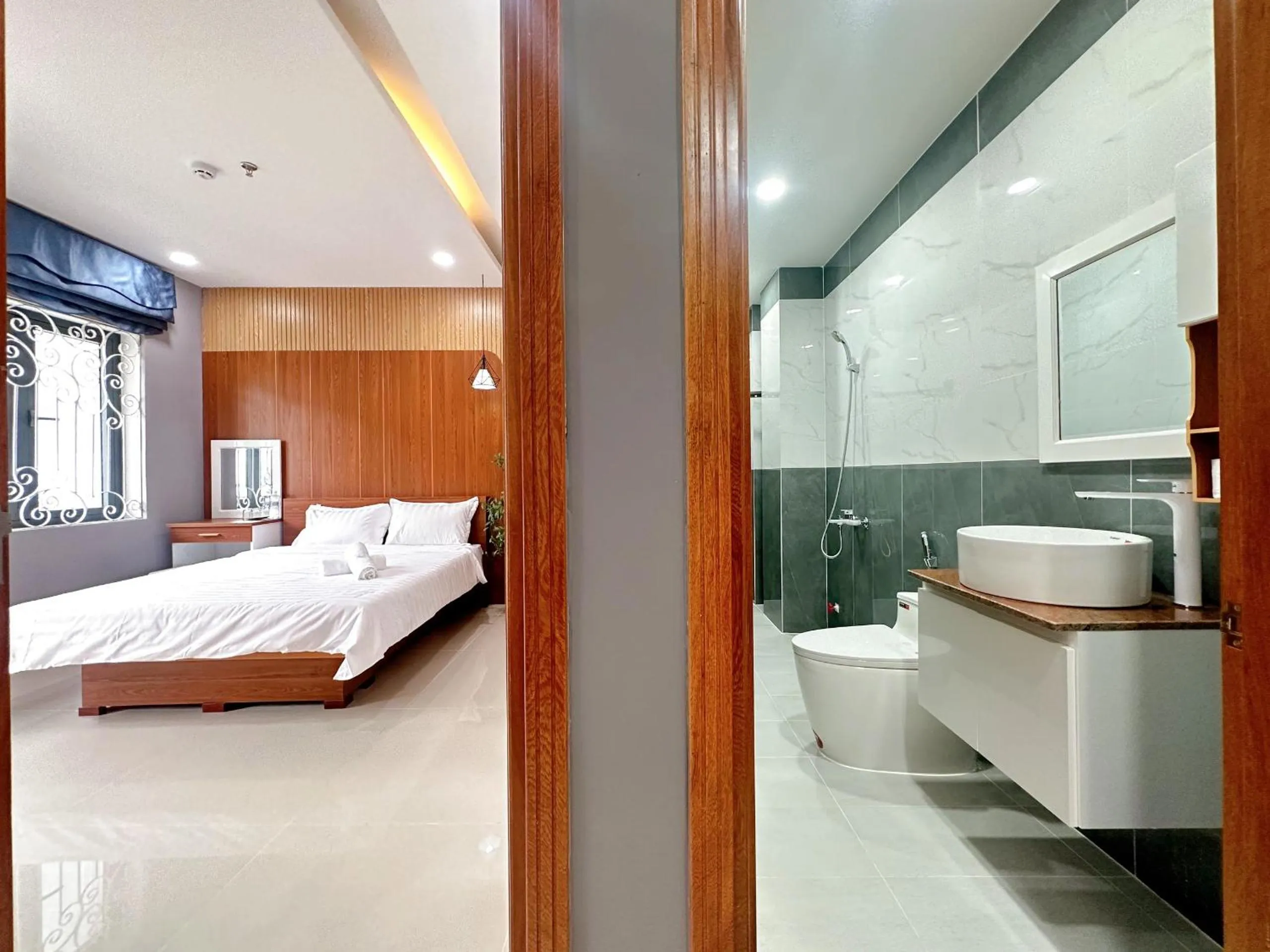 Shower, Bed in Milanesa Hotel and Apartment