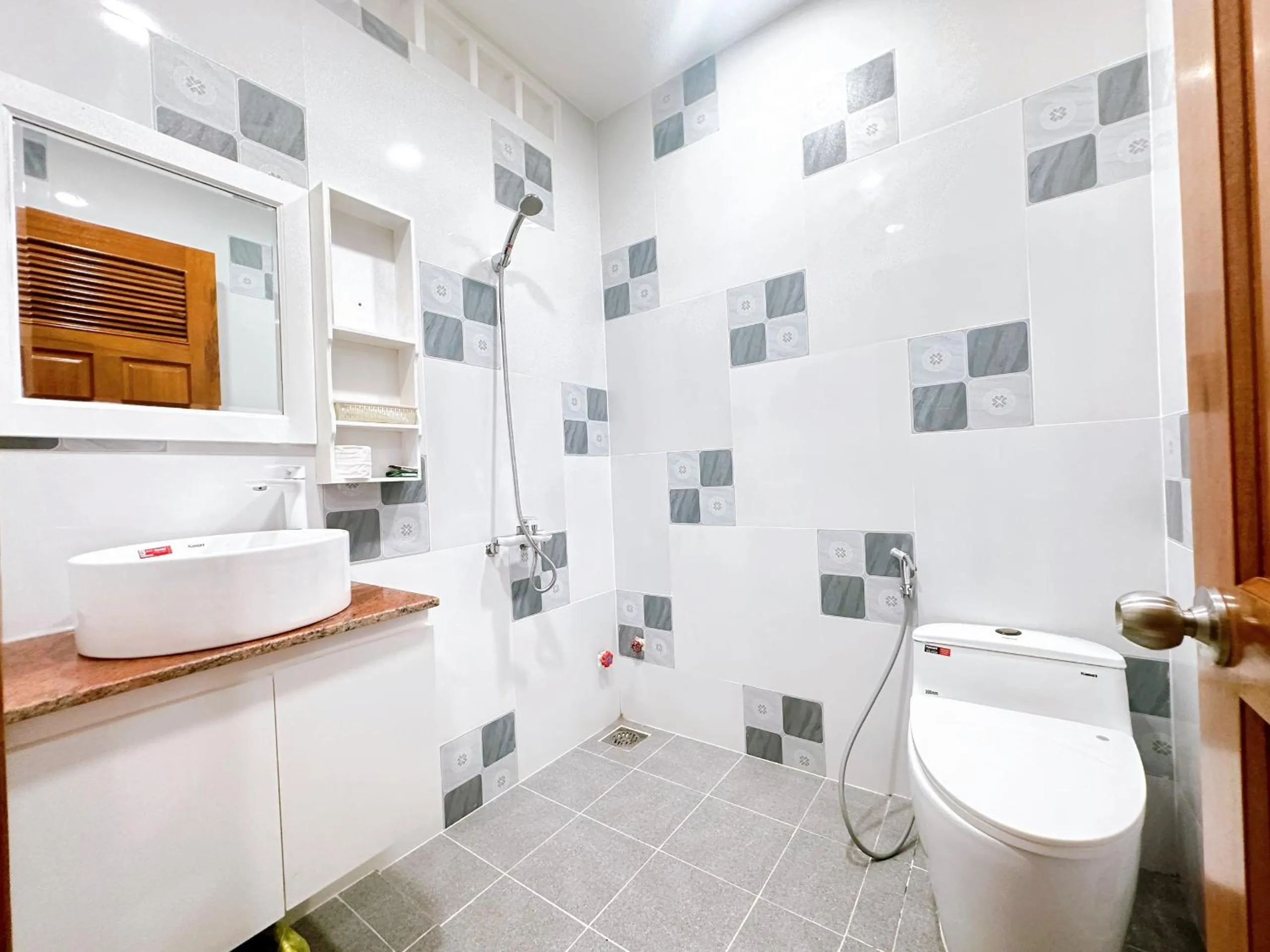 Toilet in Milanesa Hotel and Apartment