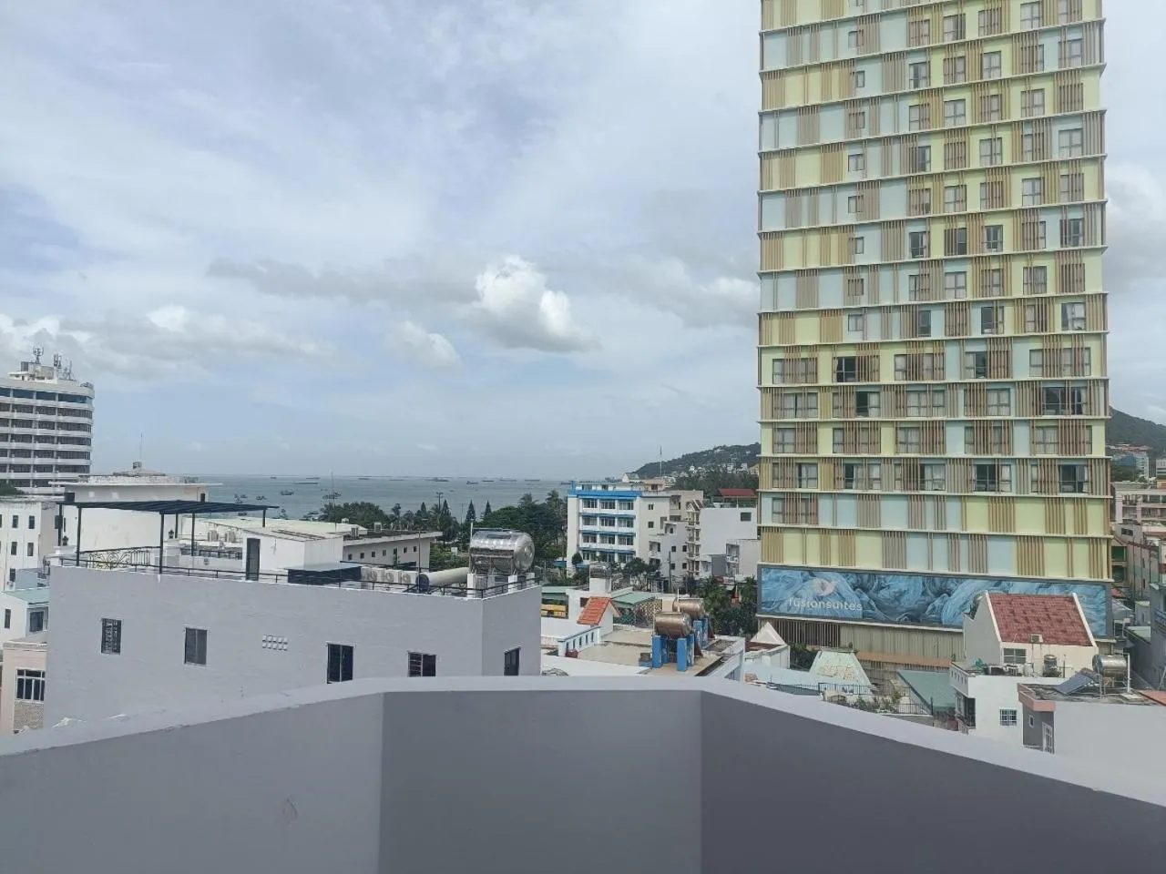 Beach in Milanesa Hotel and Apartment