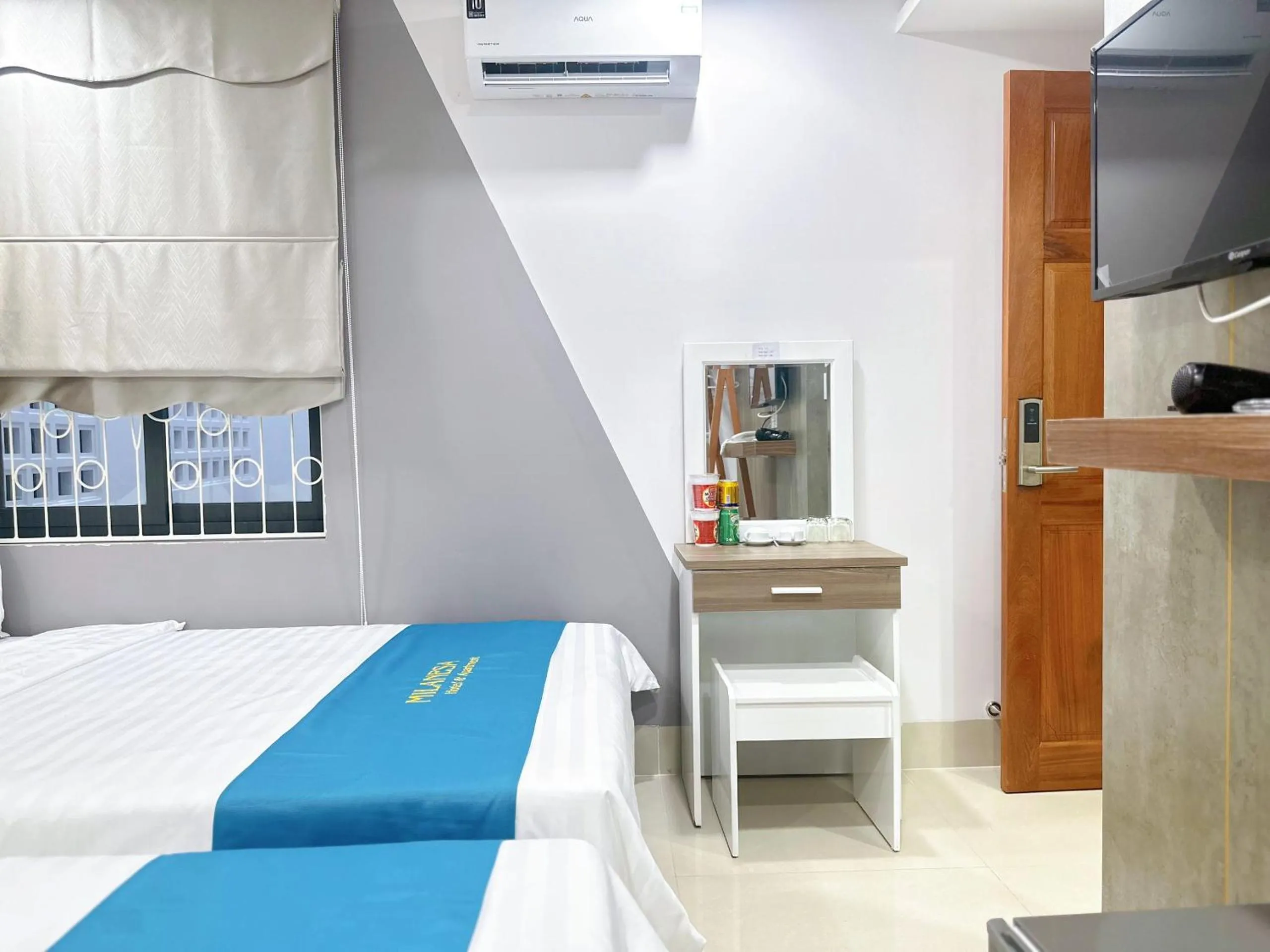 Bed in Milanesa Hotel and Apartment