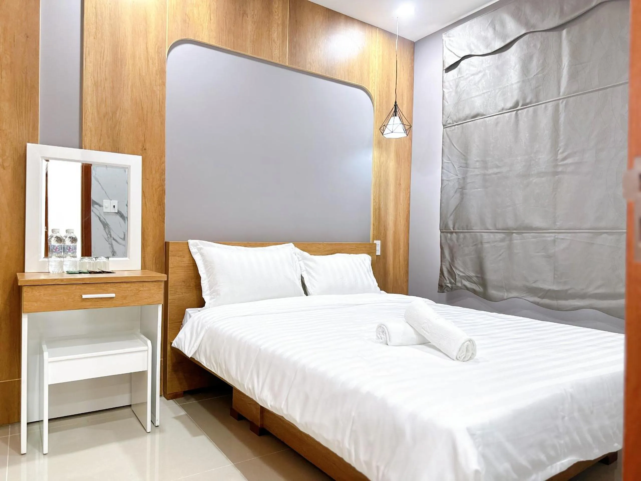 Bed in Milanesa Hotel and Apartment