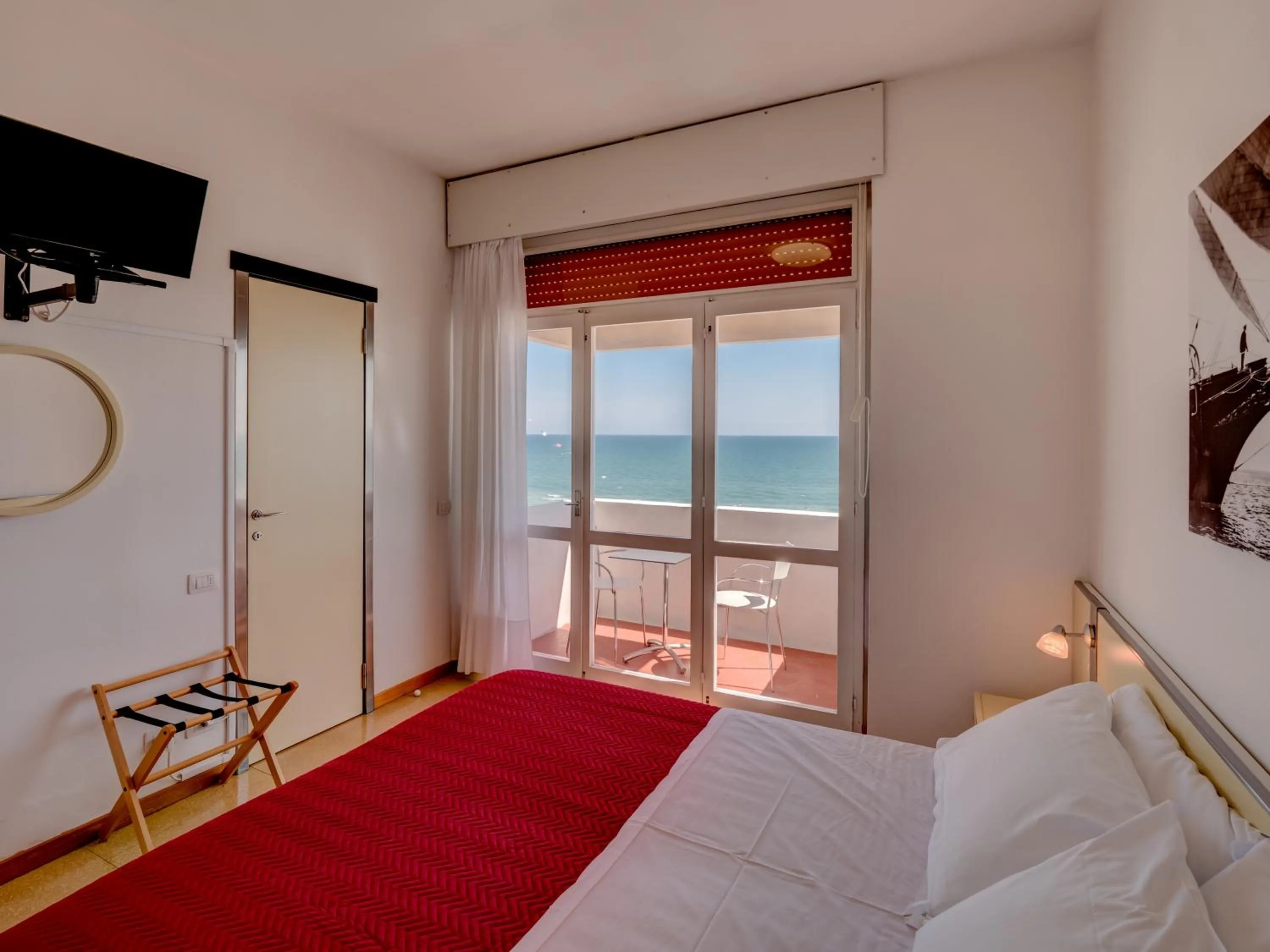 Photo of the whole room in Hotel Europa