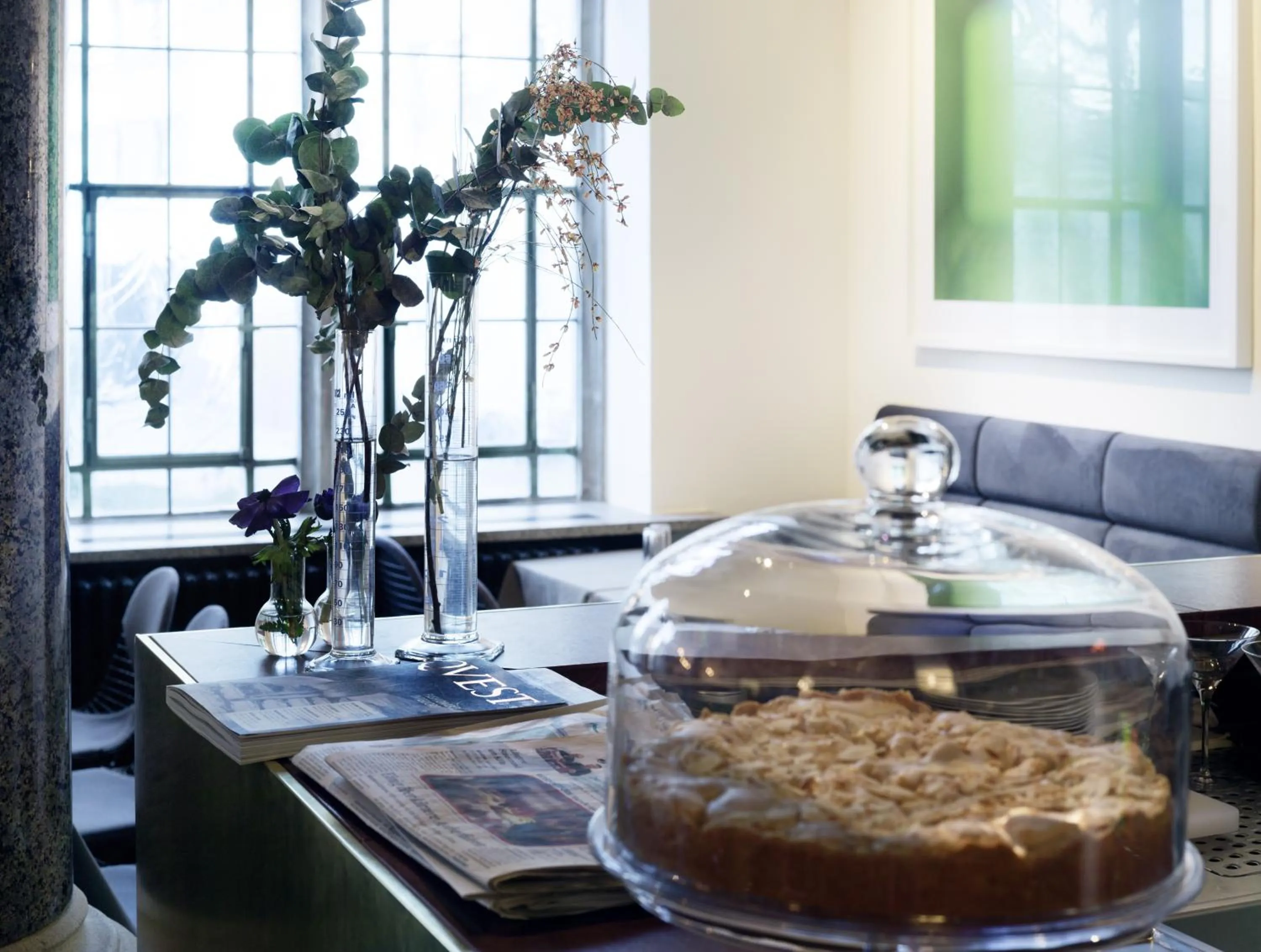 Lounge or bar in THE QVEST hideaway