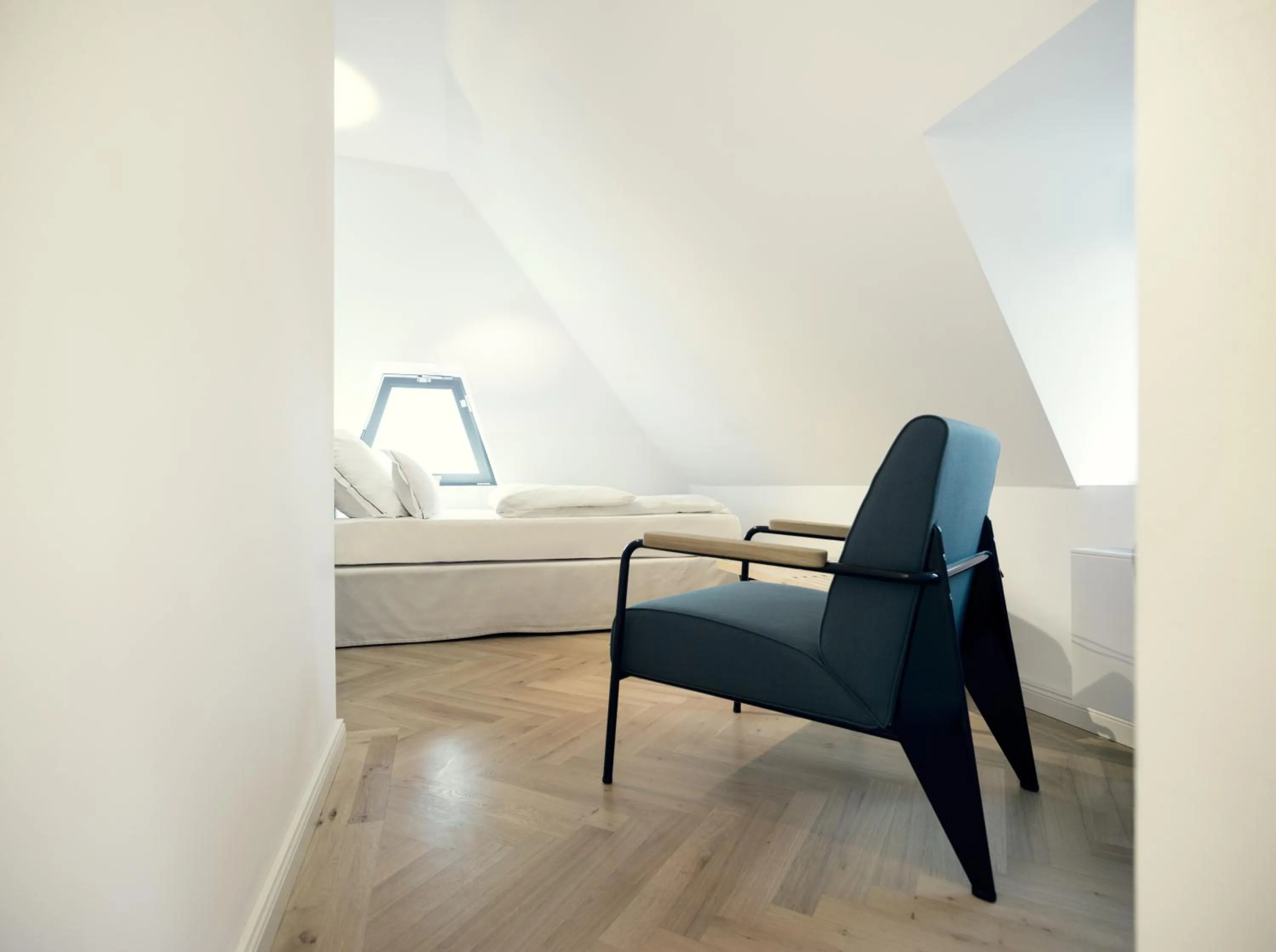 Bed in THE QVEST hideaway