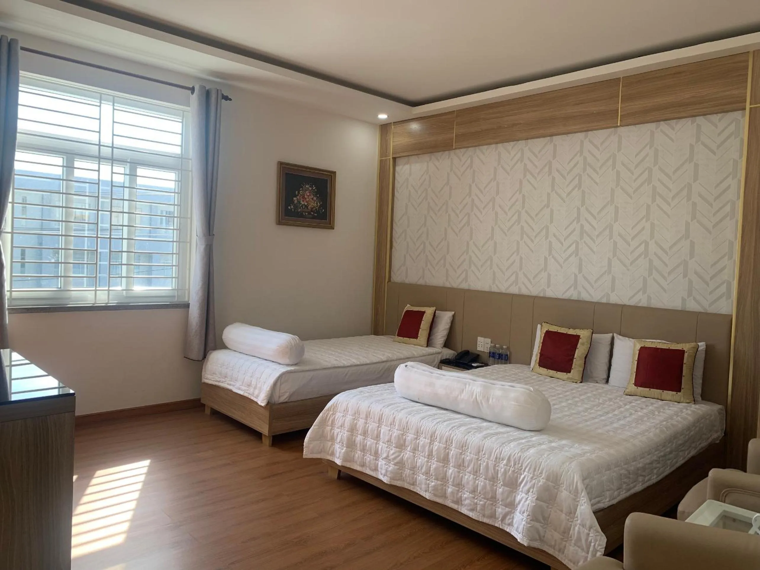 Photo of the whole room, Bed in Thuan Phat House Soc Trang