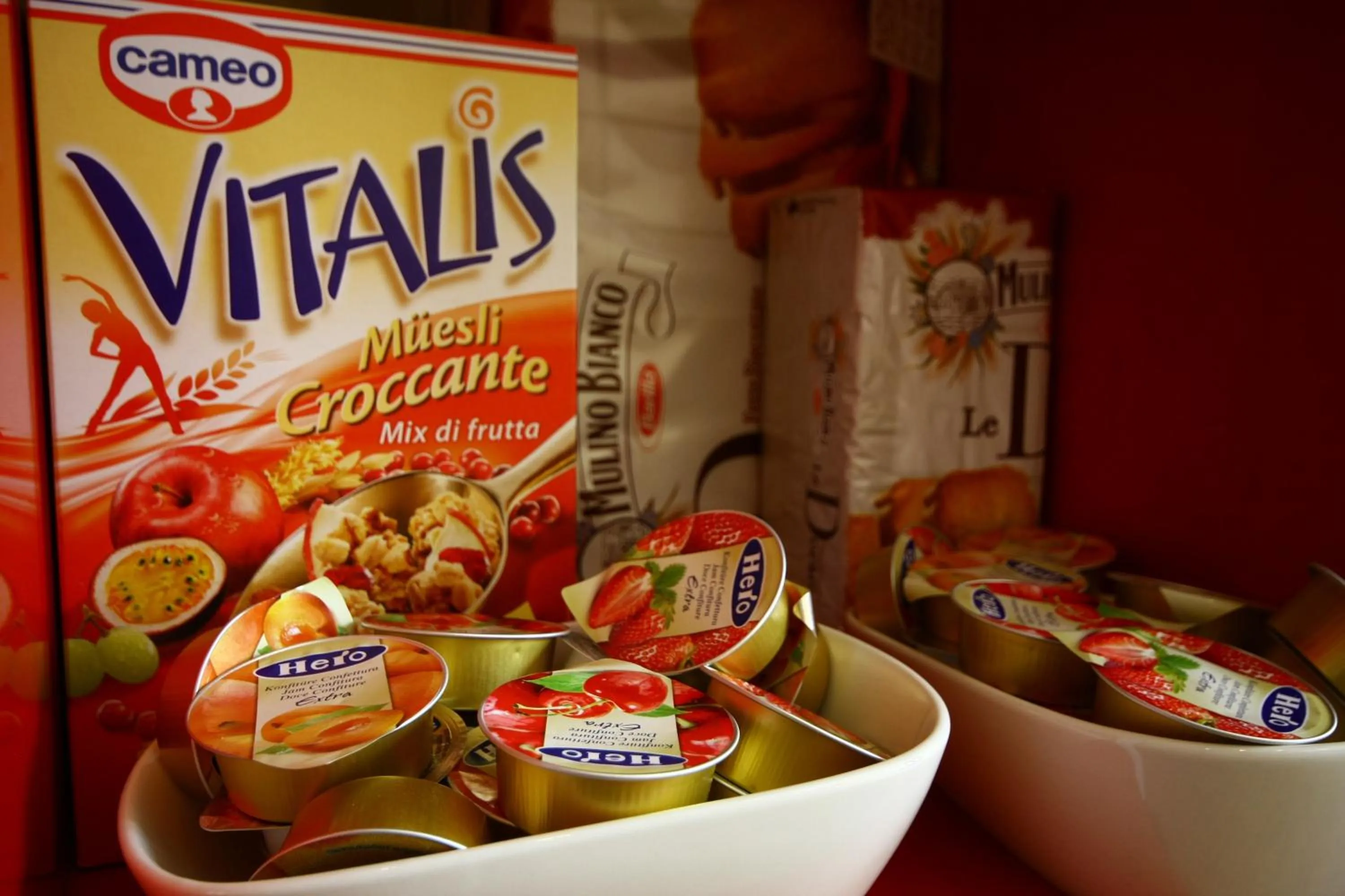 Coffee/tea facilities in Passenger Vatican Relais