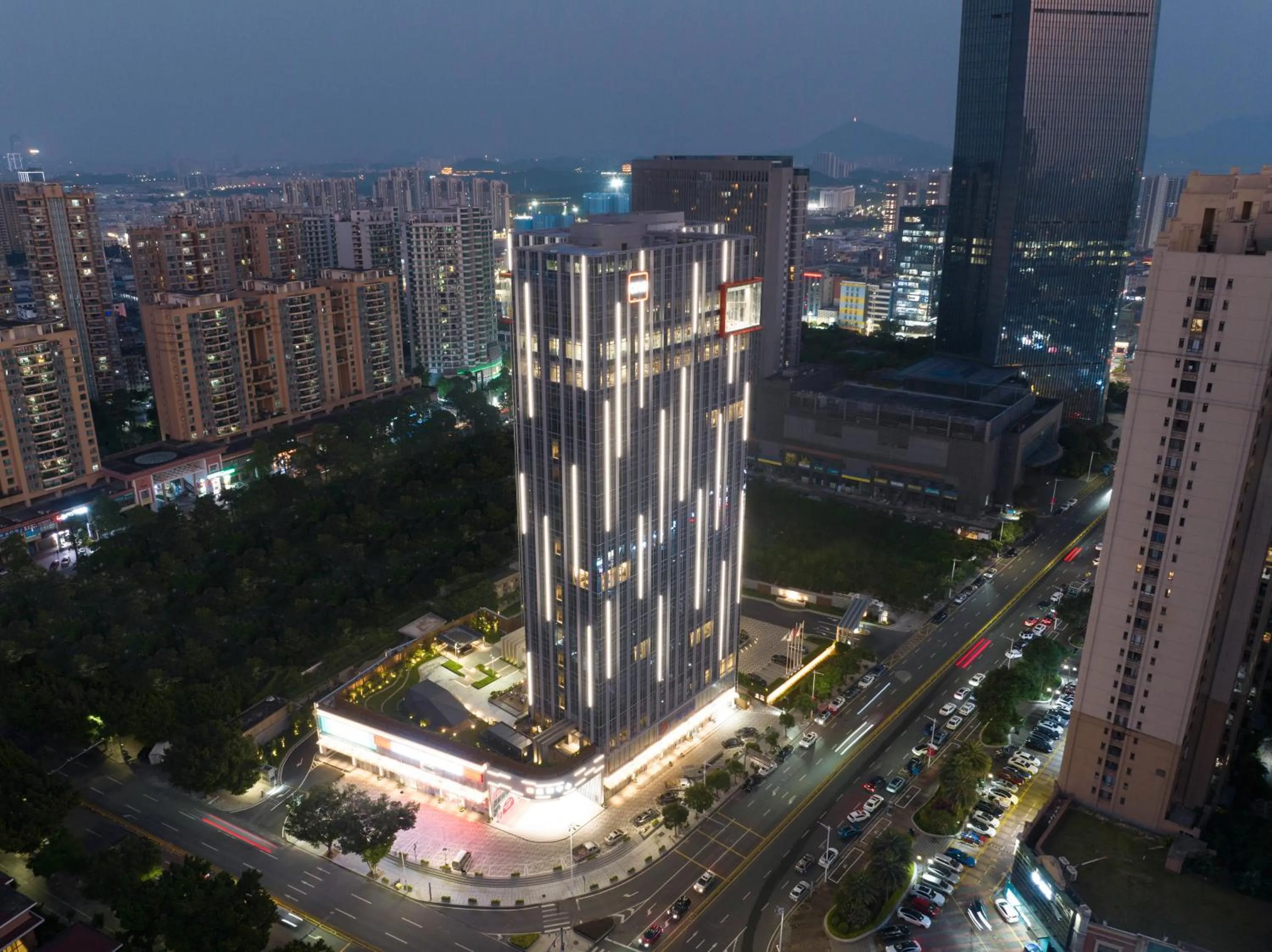 Off site in Shan Zhi Ye Serviced Apartment Hotel - Houjie Wanda Plaza Liaoxia Subway Station