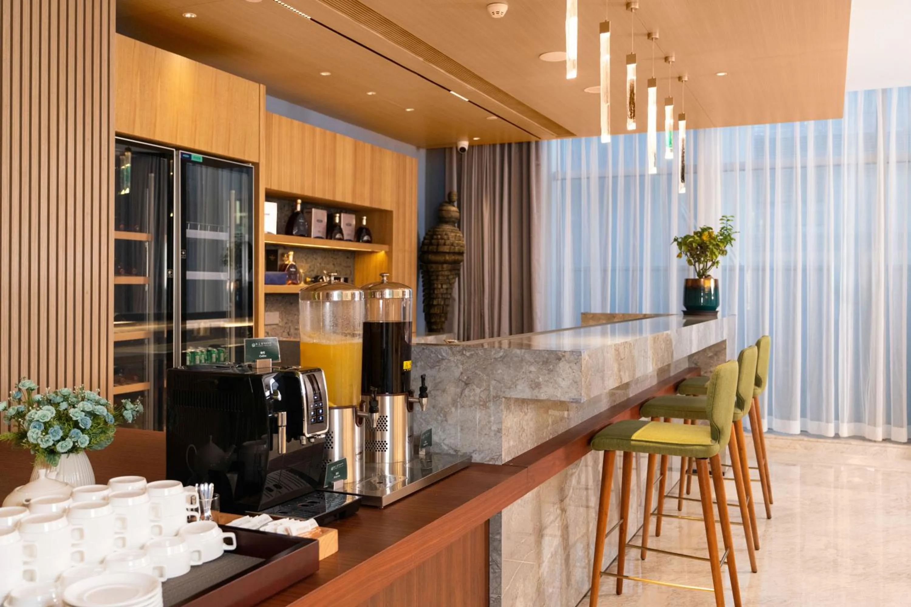 Lounge or bar in Shan Zhi Ye Serviced Apartment Hotel - Houjie Wanda Plaza Liaoxia Subway Station