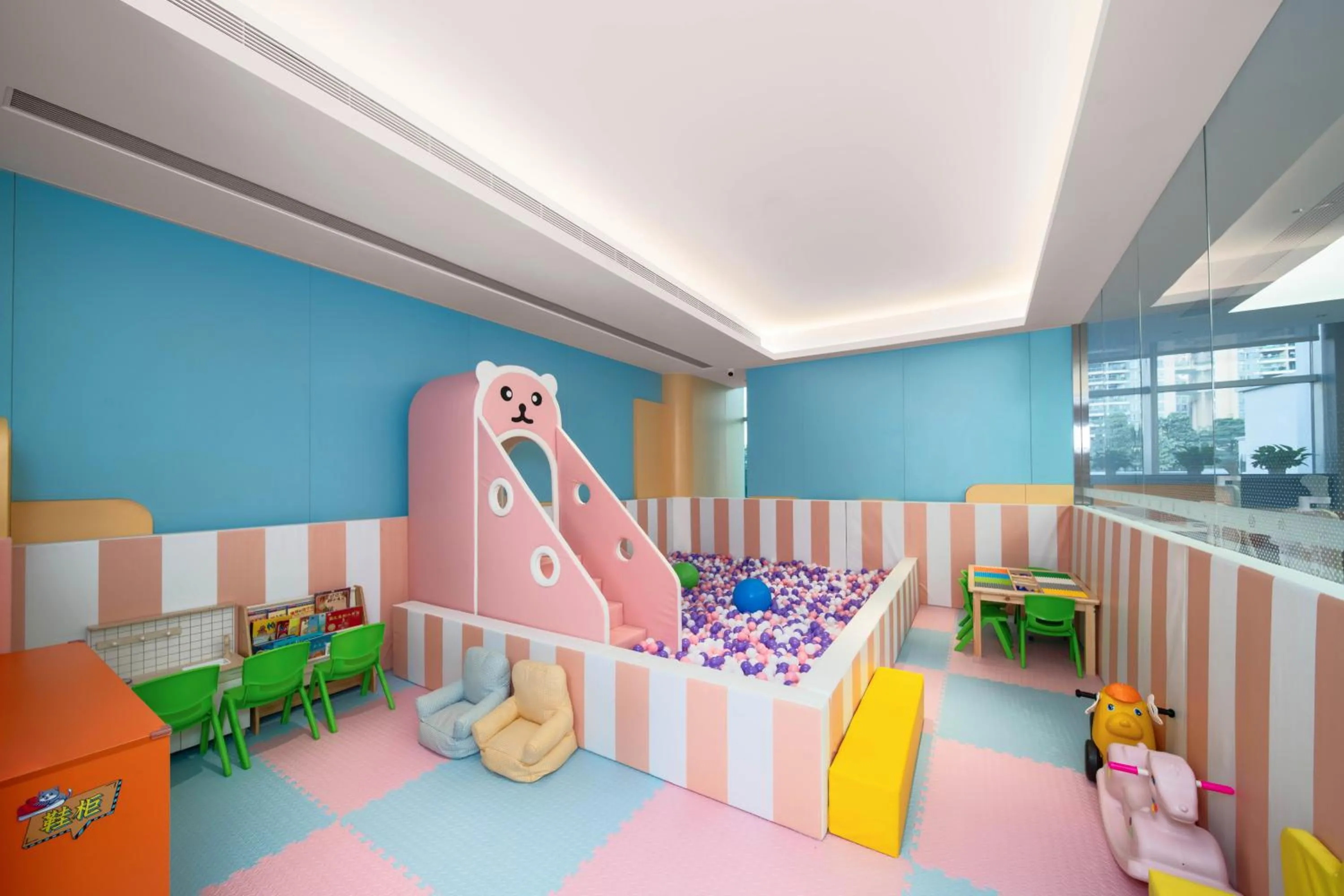 Children play ground in Shan Zhi Ye Serviced Apartment Hotel - Houjie Wanda Plaza Liaoxia Subway Station