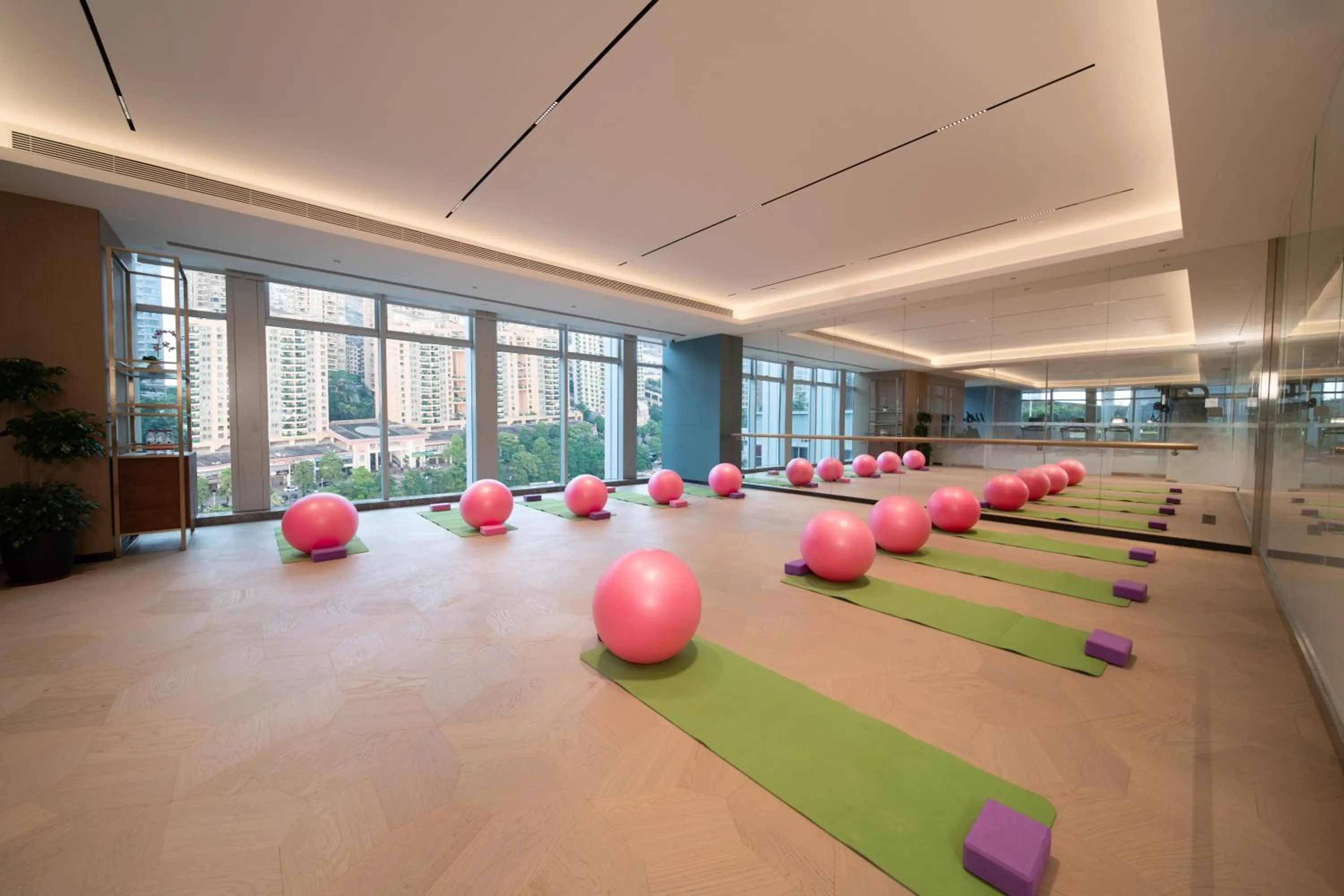 Fitness centre/facilities in Shan Zhi Ye Serviced Apartment Hotel - Houjie Wanda Plaza Liaoxia Subway Station