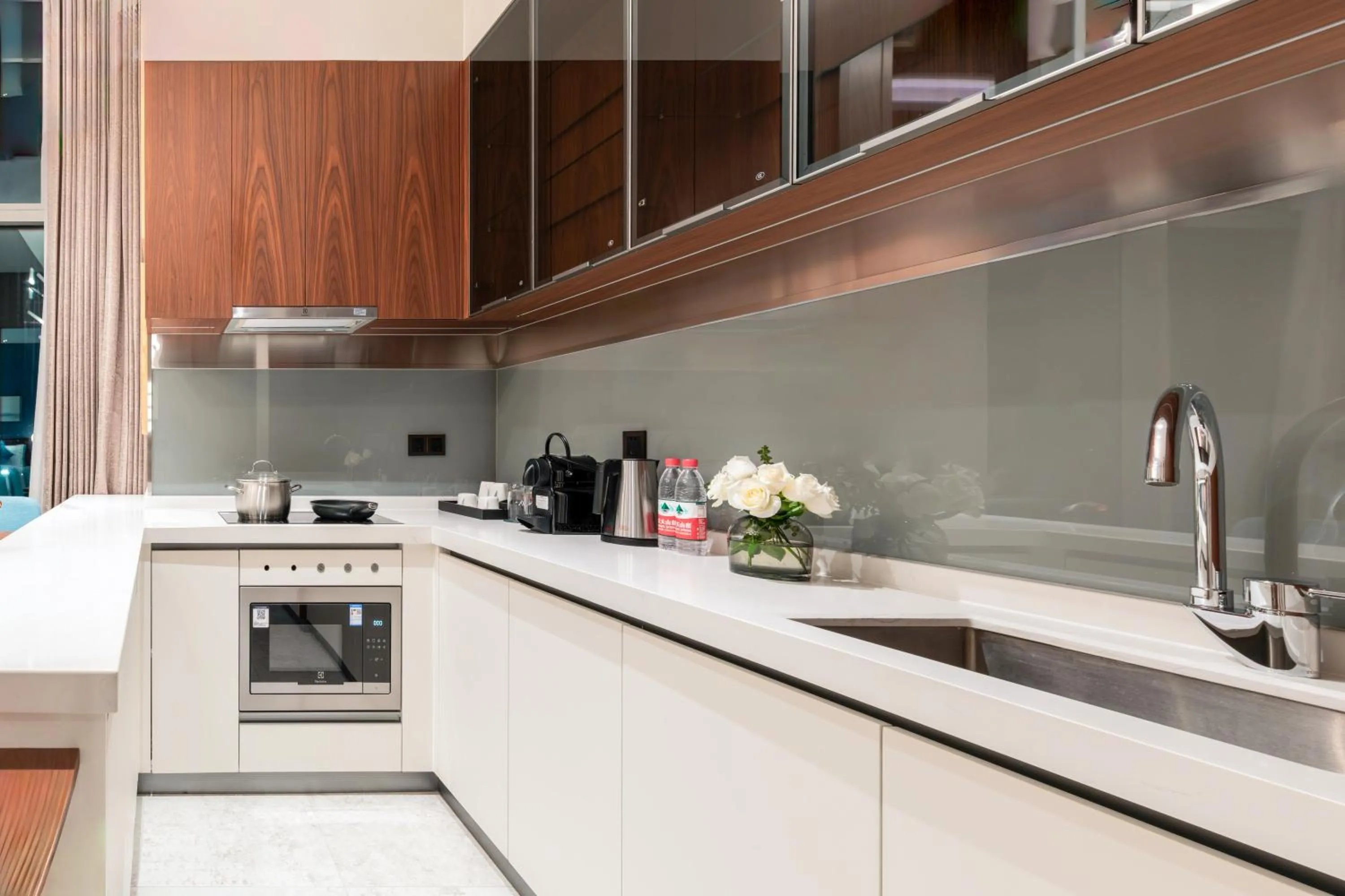 Coffee/tea facilities in Shan Zhi Ye Serviced Apartment Hotel - Houjie Wanda Plaza Liaoxia Subway Station