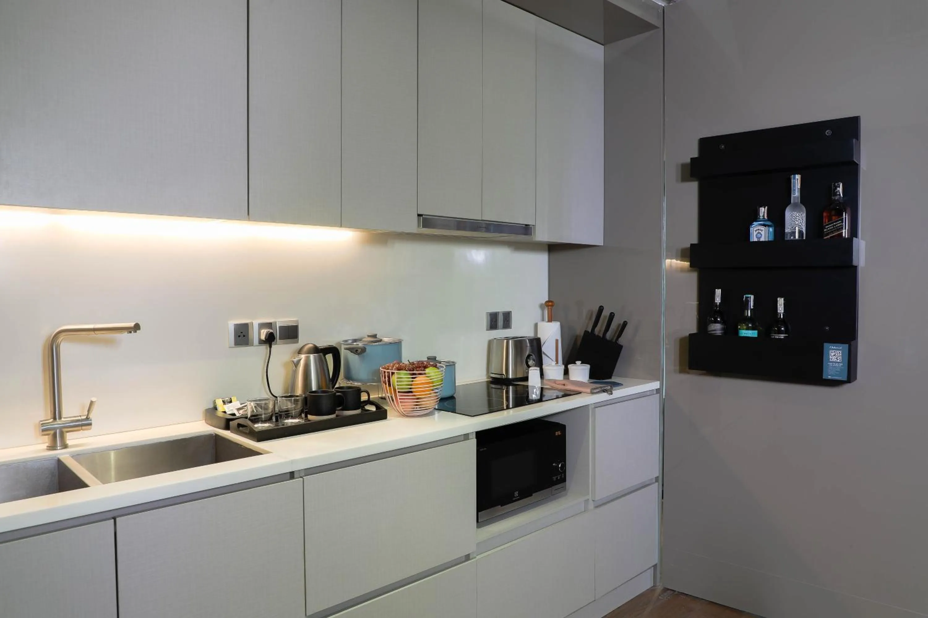 Kitchen or kitchenette in Oakwood Makati Avenue