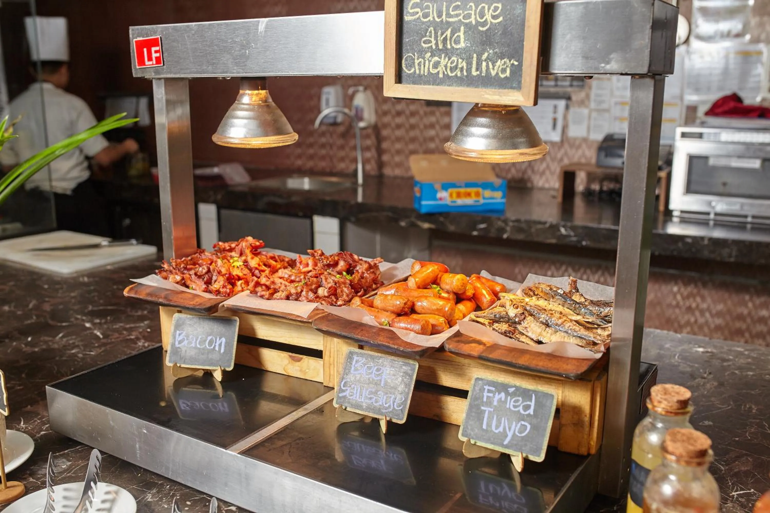 Breakfast in Oakwood Makati Avenue