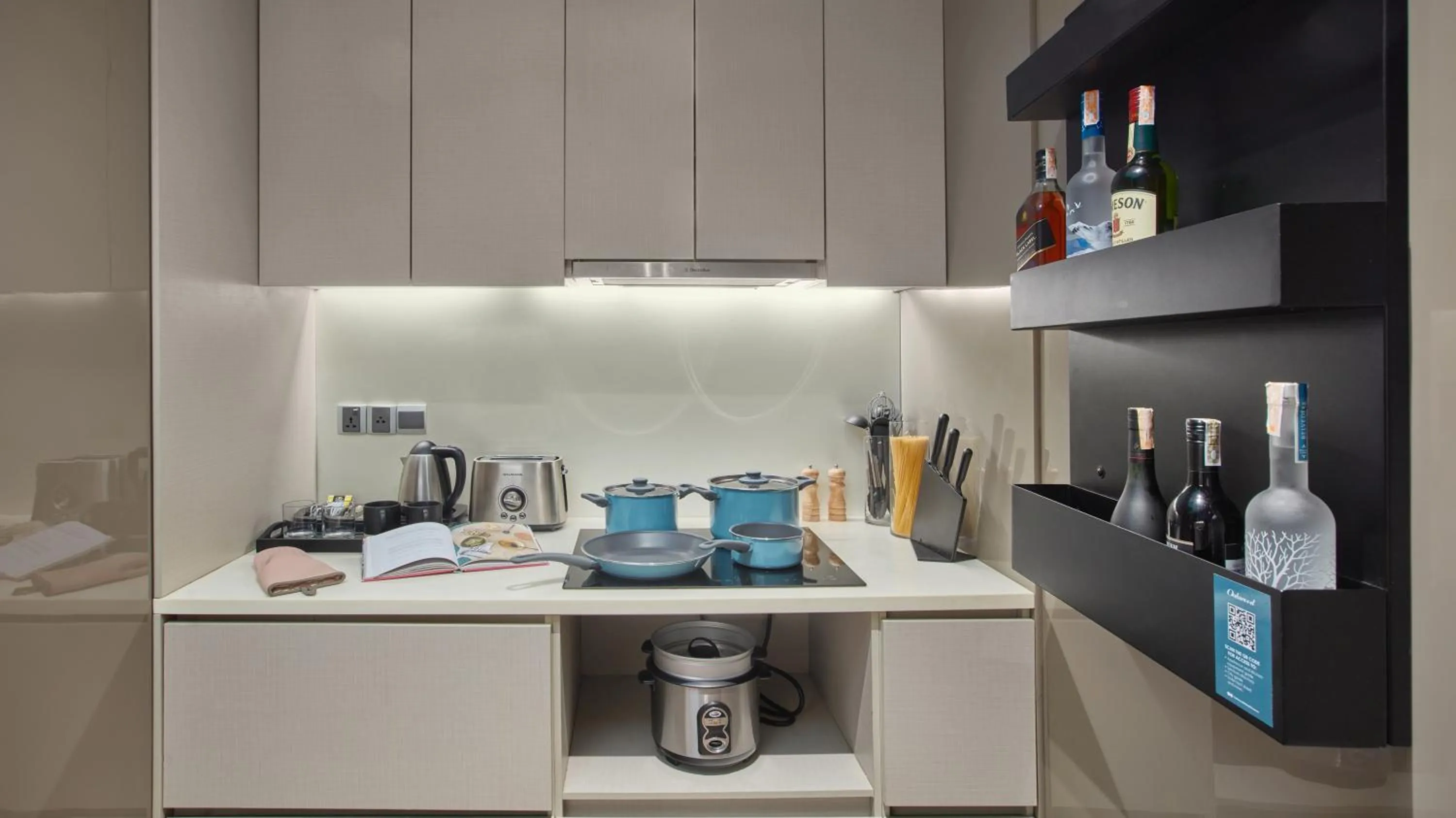 Kitchen or kitchenette in Oakwood Makati Avenue