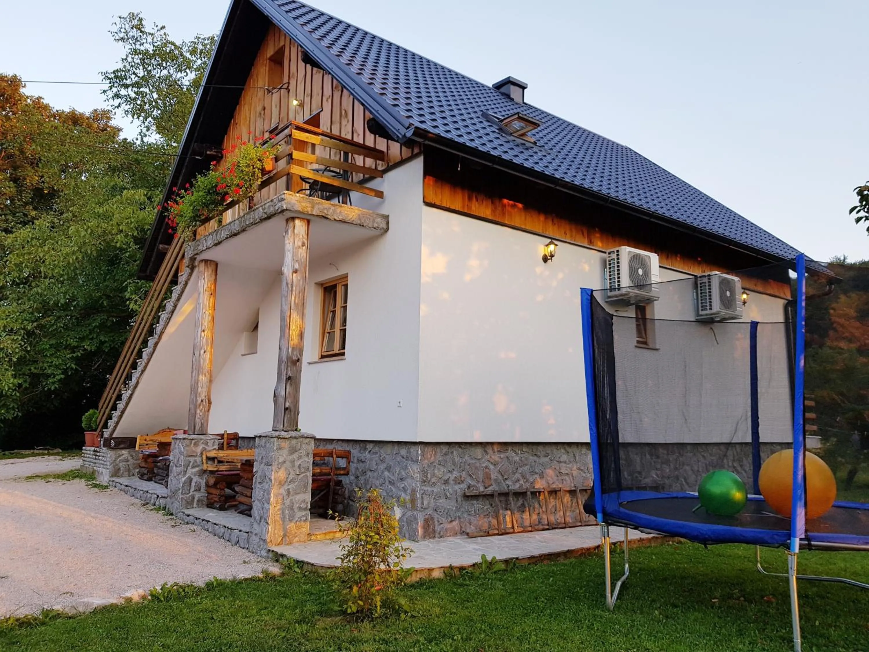 Area and facilities in Guest House Plitvice Waterfall