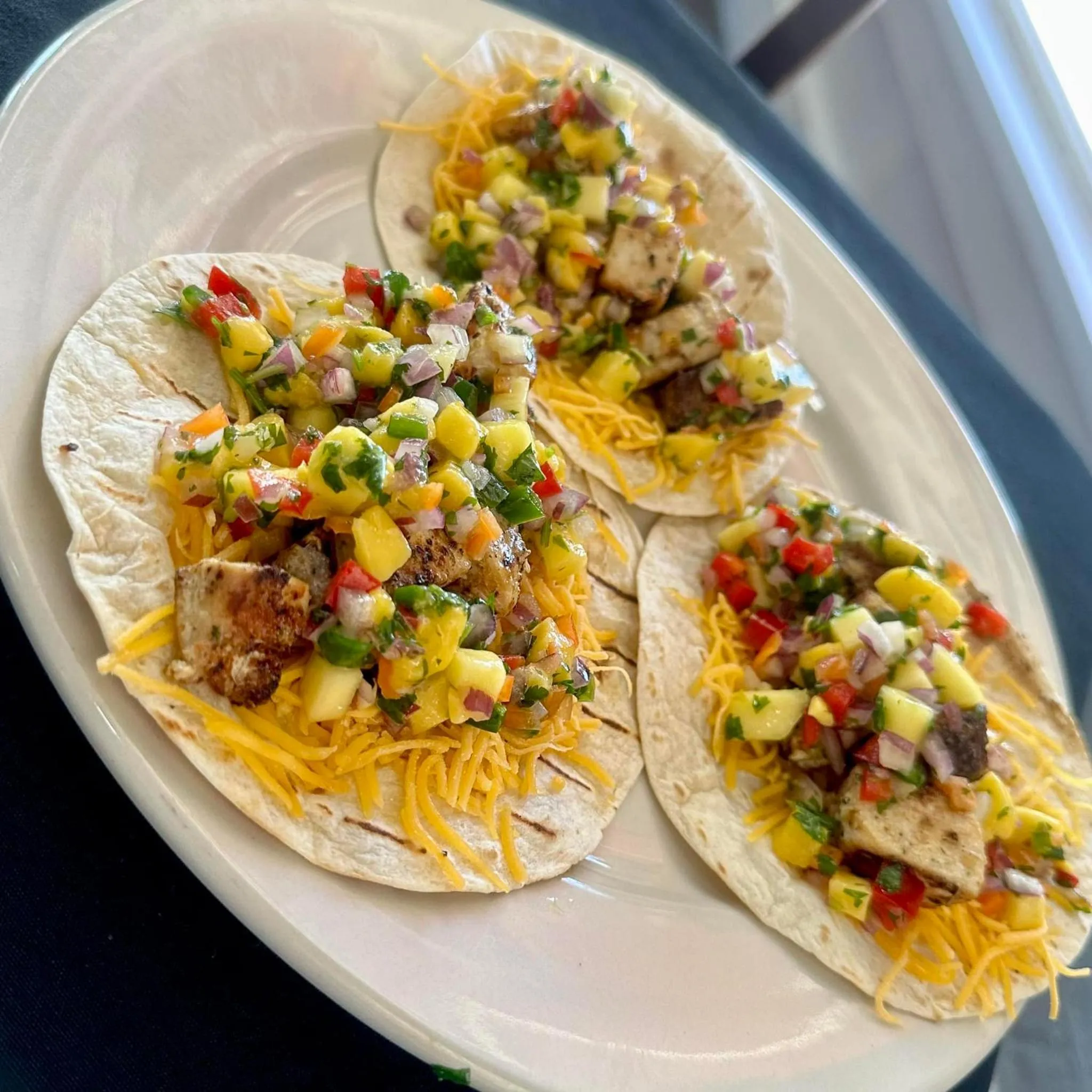 Restaurant/places to eat in Riverview Hotel