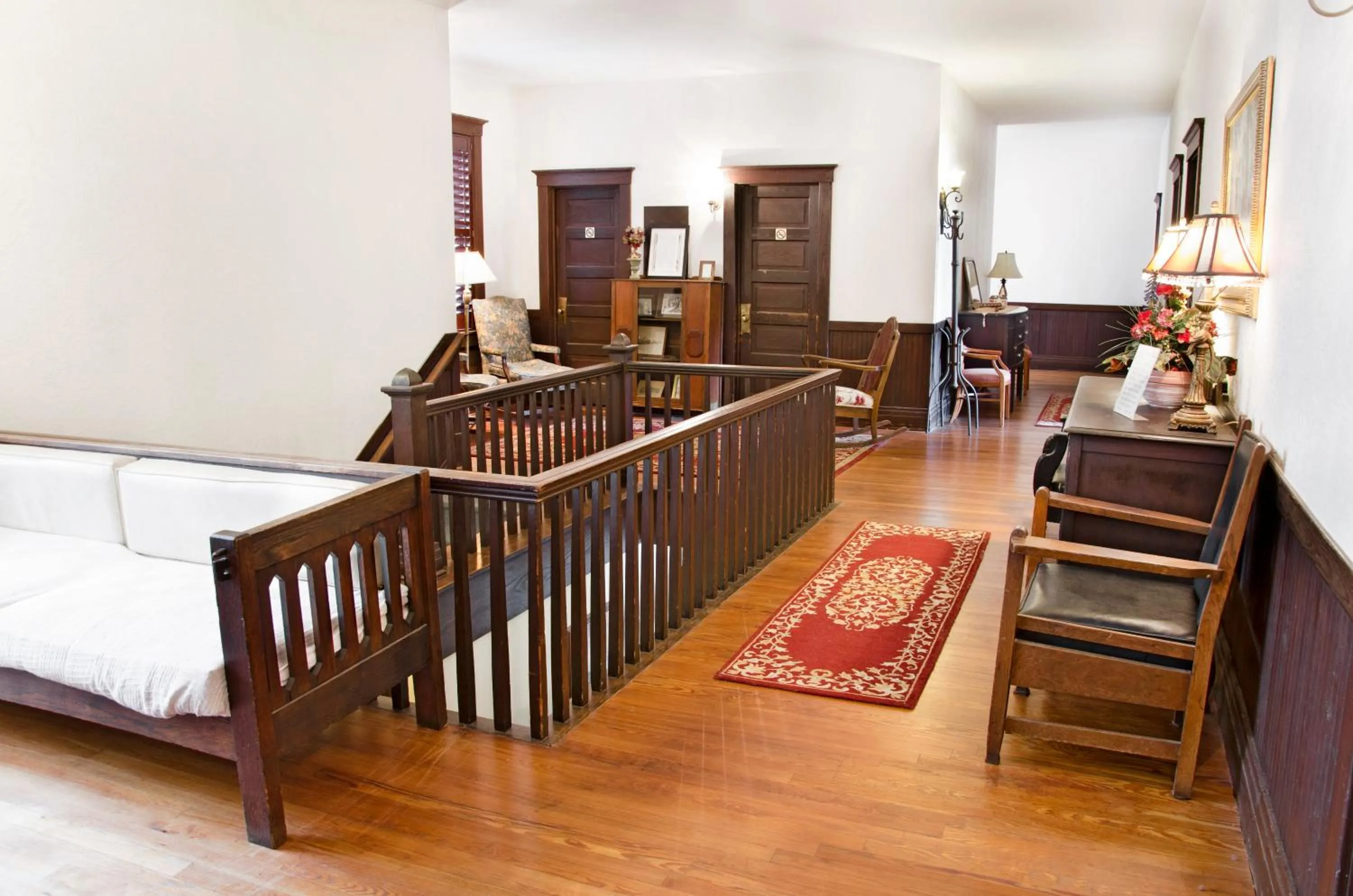 Decorative detail, Bed in Riverview Hotel