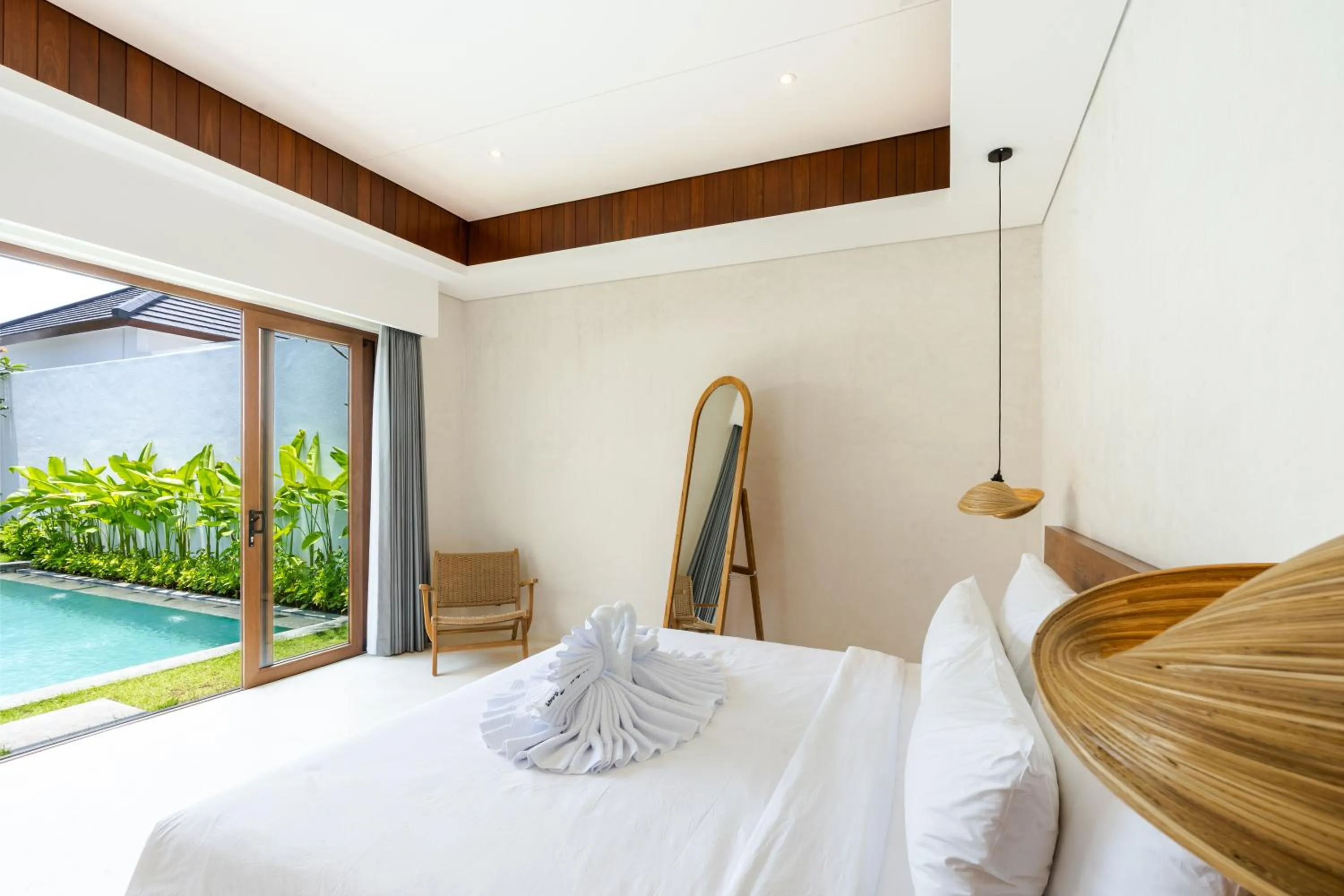 Bed in J4 Villas Sanur