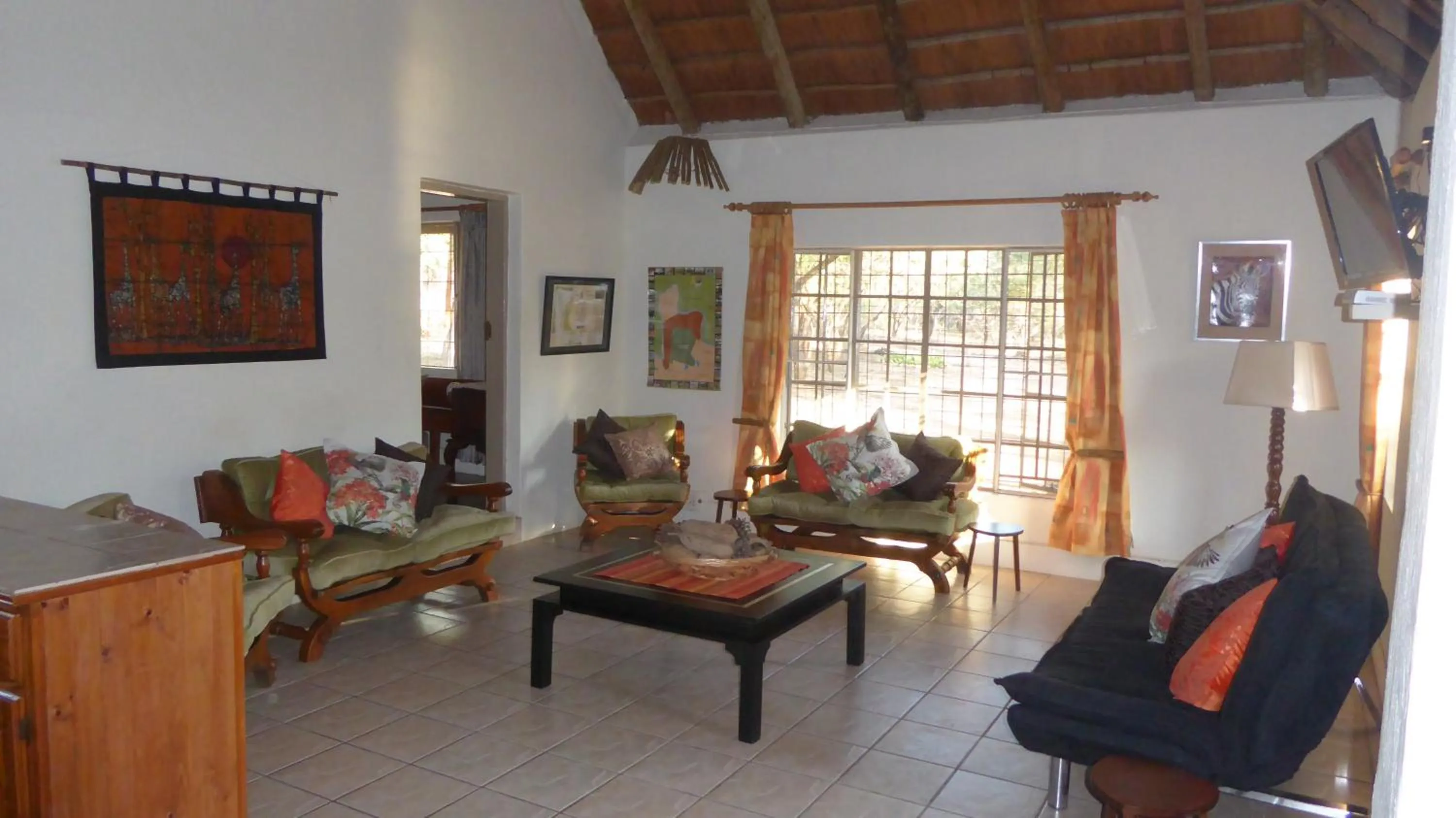 Living room in Kruger Cottage