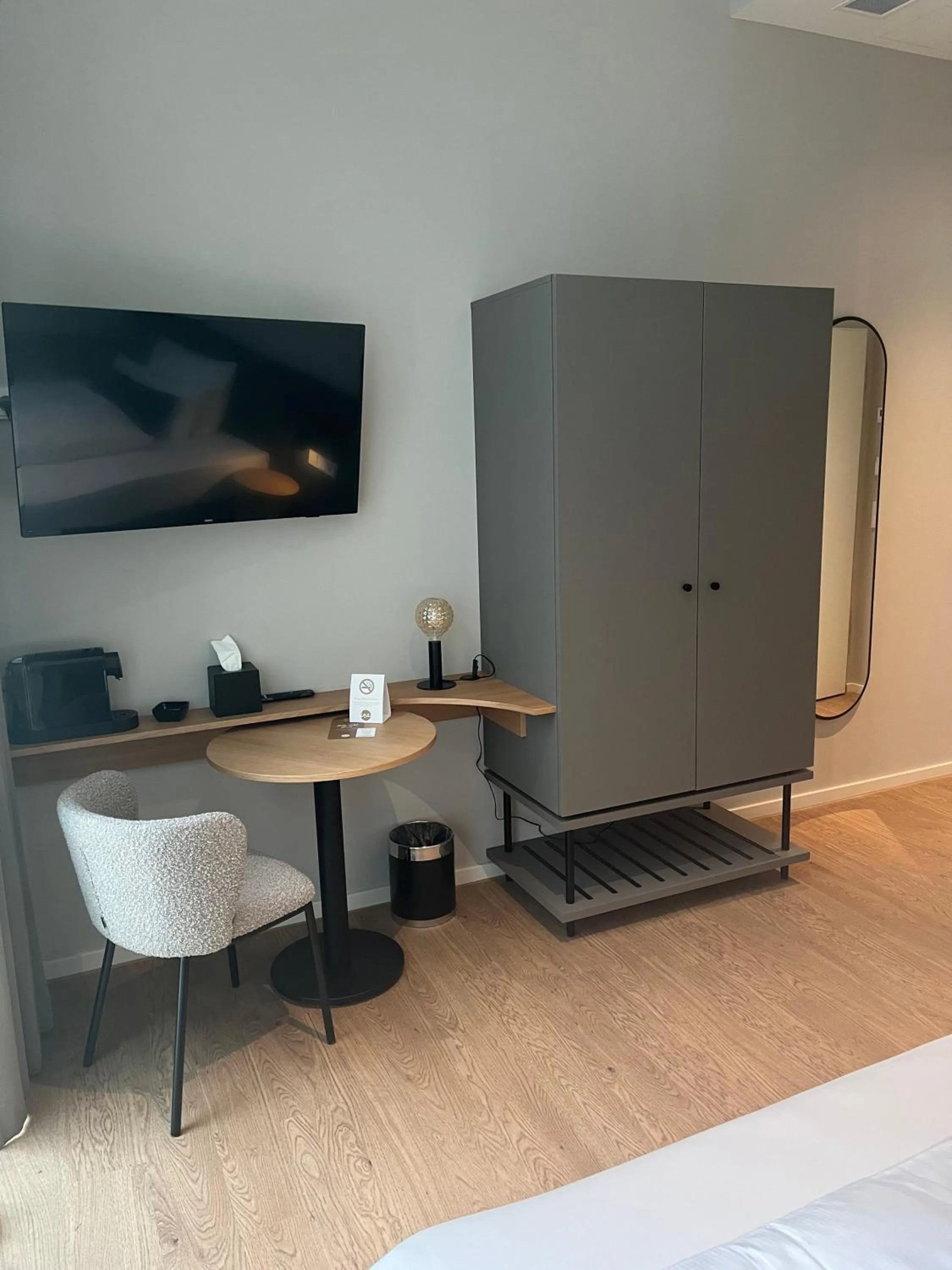 Photo of the whole room in INA Boutique Hannover-Linden - Digital Access