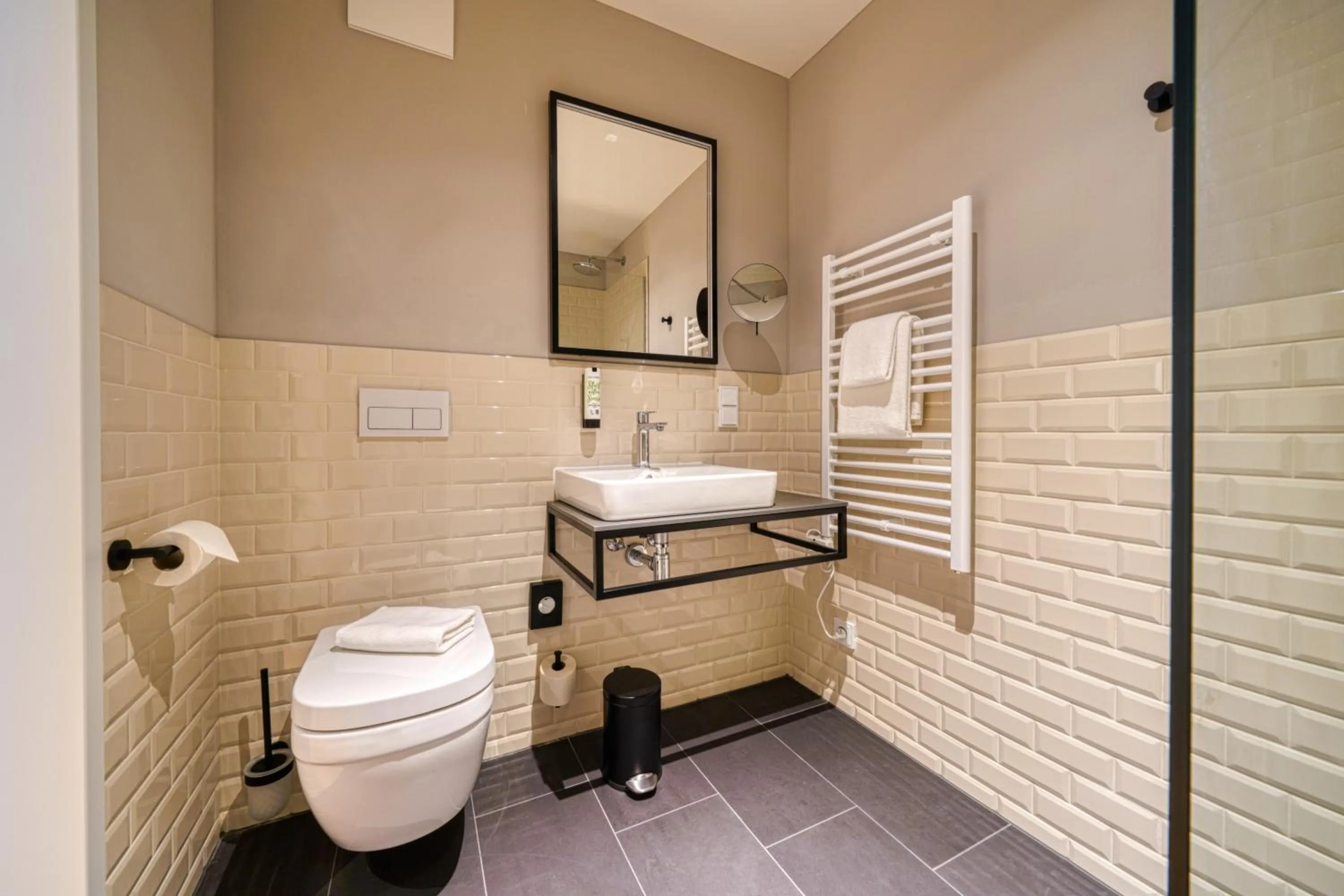 Bathroom in INA Boutique Hannover-Linden - Digital Access