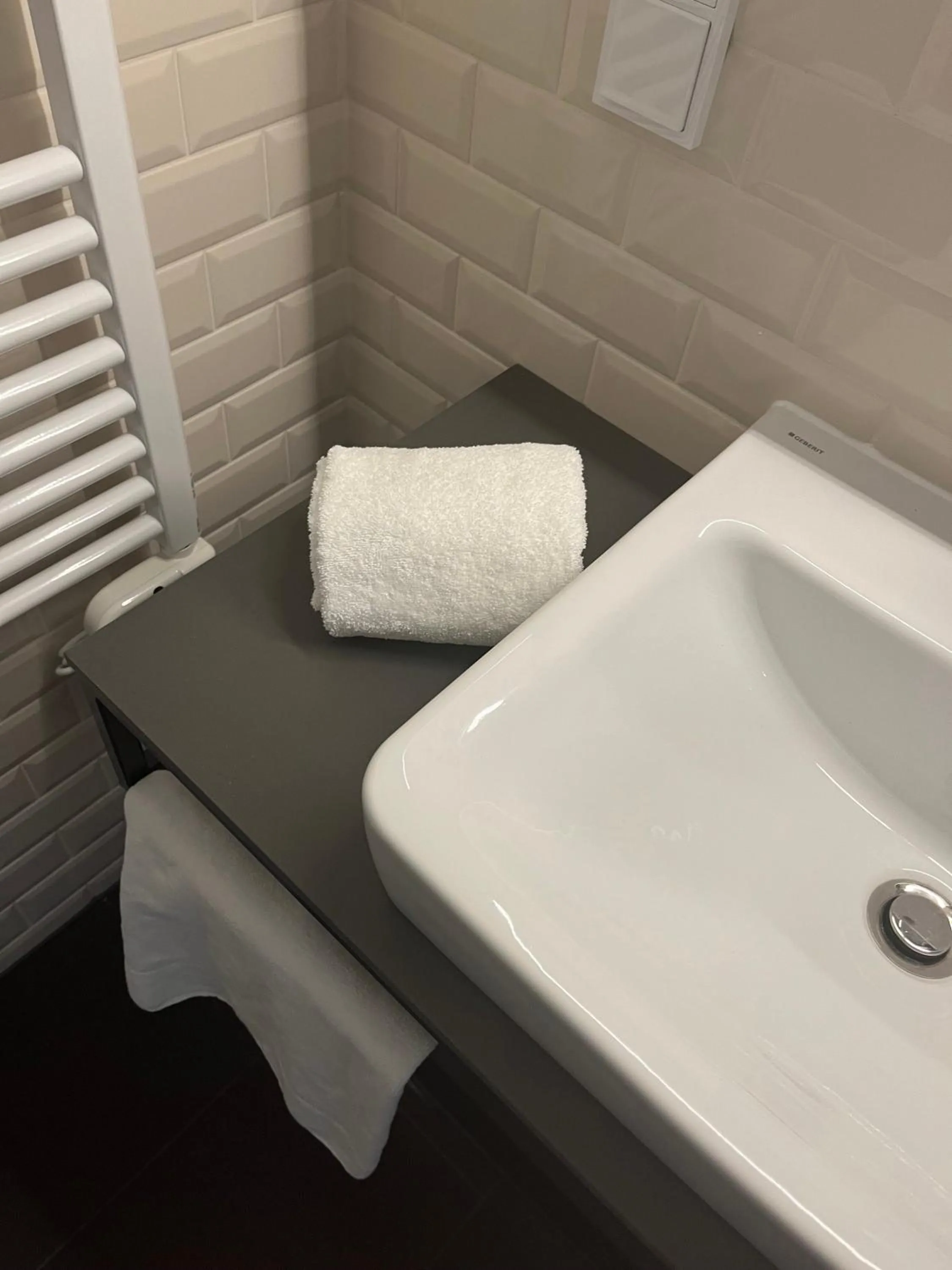 Bathroom in INA Boutique Hannover-Linden - Digital Access