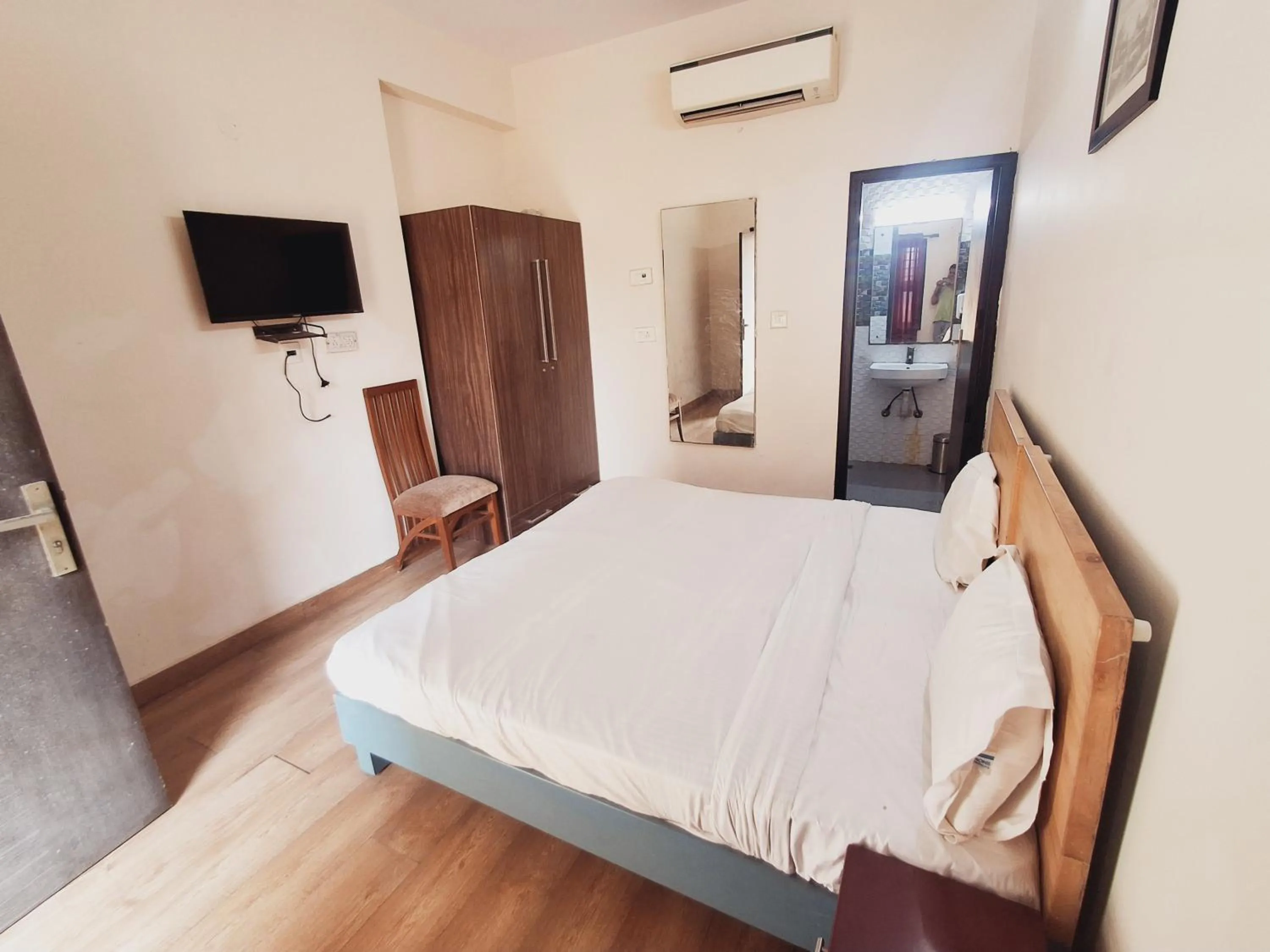 Bedroom, Bed in NICE Stay & Care