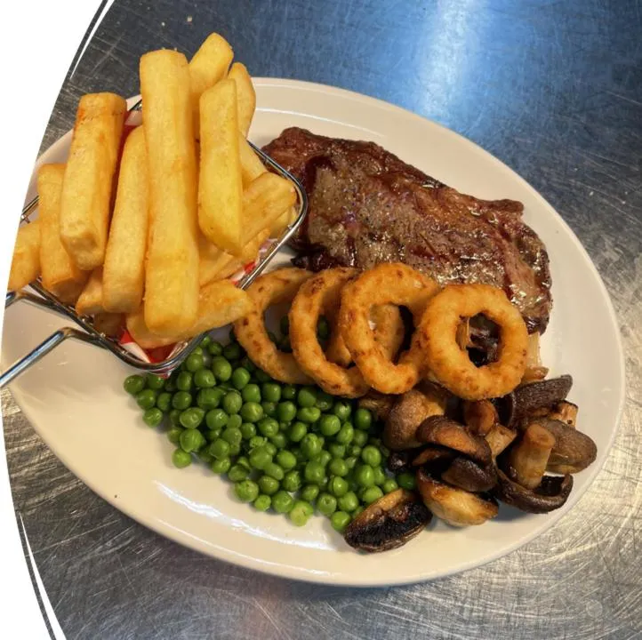 Restaurant/places to eat in Silverstone Golf Club And Hotel