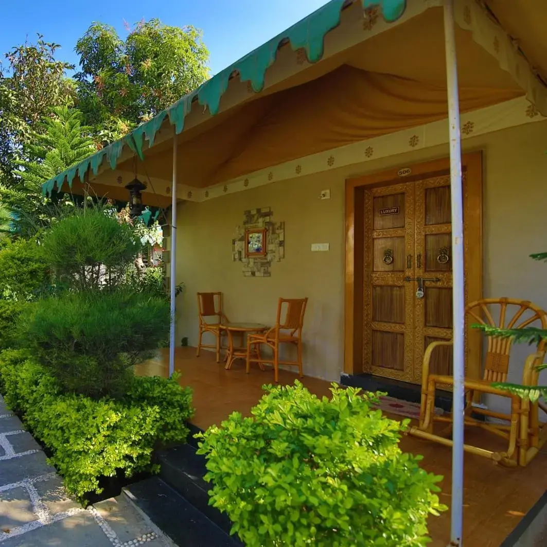 King Room in Saavaj Resort, Sasan Gir - Where Wilderness Meets Luxury King Room in Saavaj Resort, Sasan Gir - Where Wilderness Meets Luxury