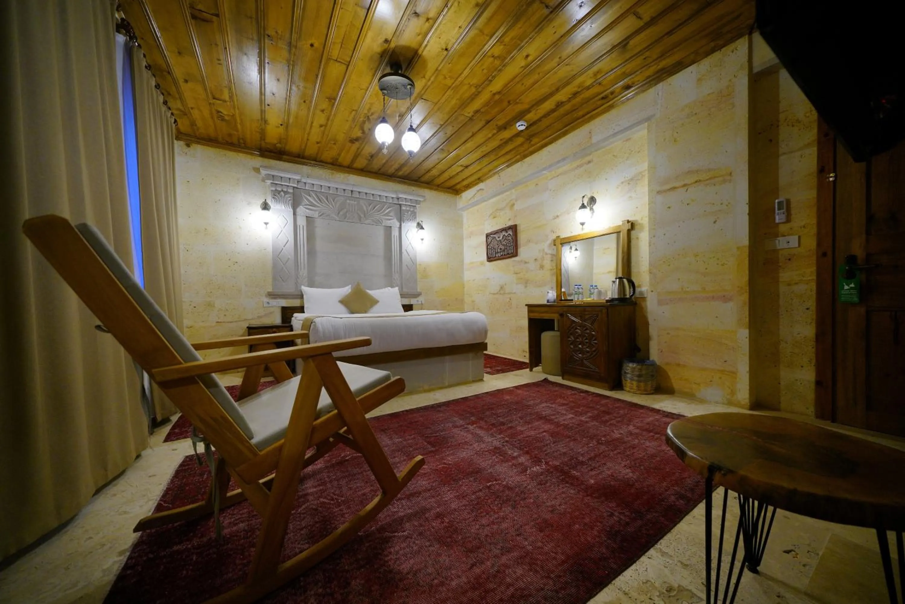 Photo of the whole room, Bed in Enjoy Stone Hotel