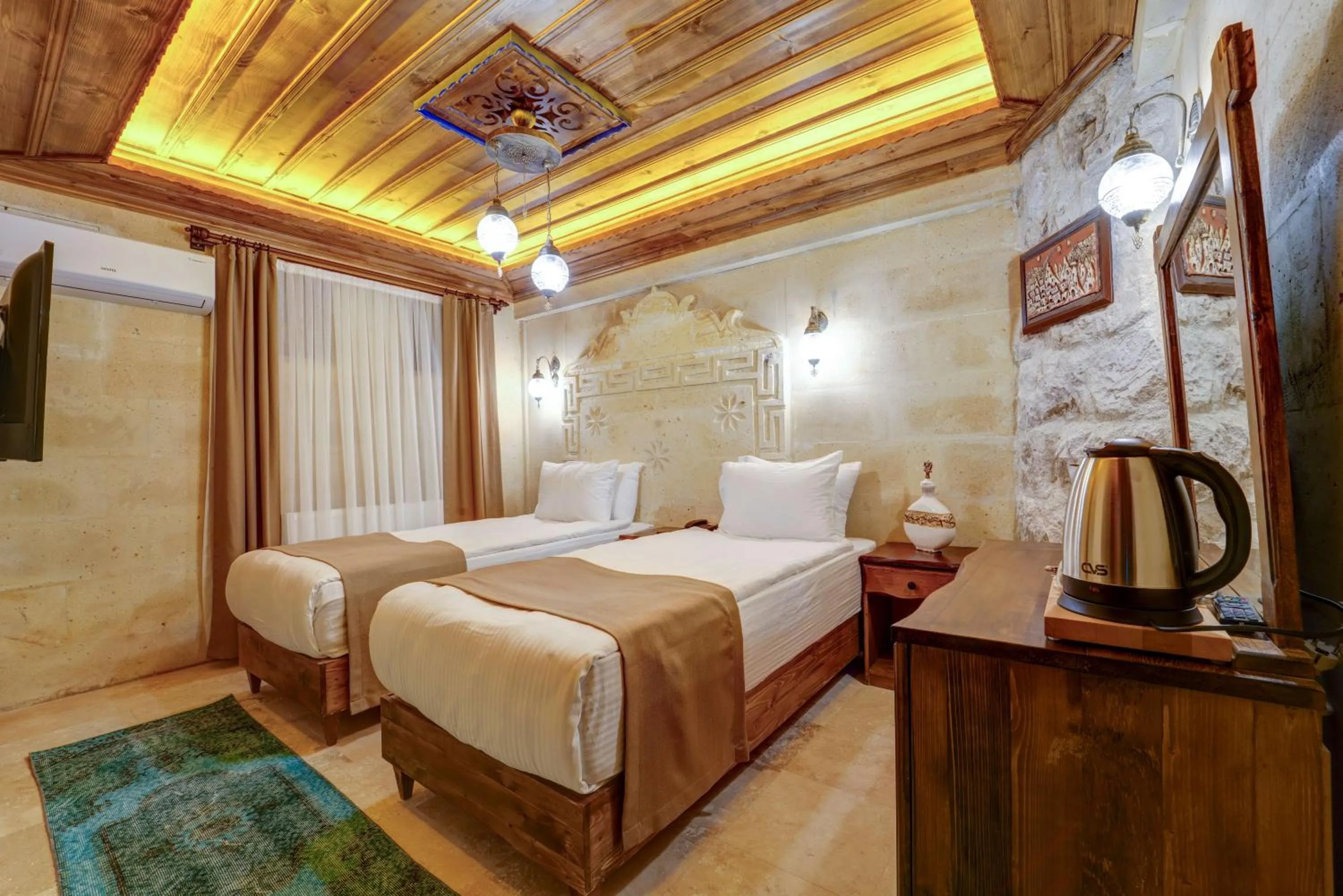 Bedroom, Bed in Enjoy Stone Hotel