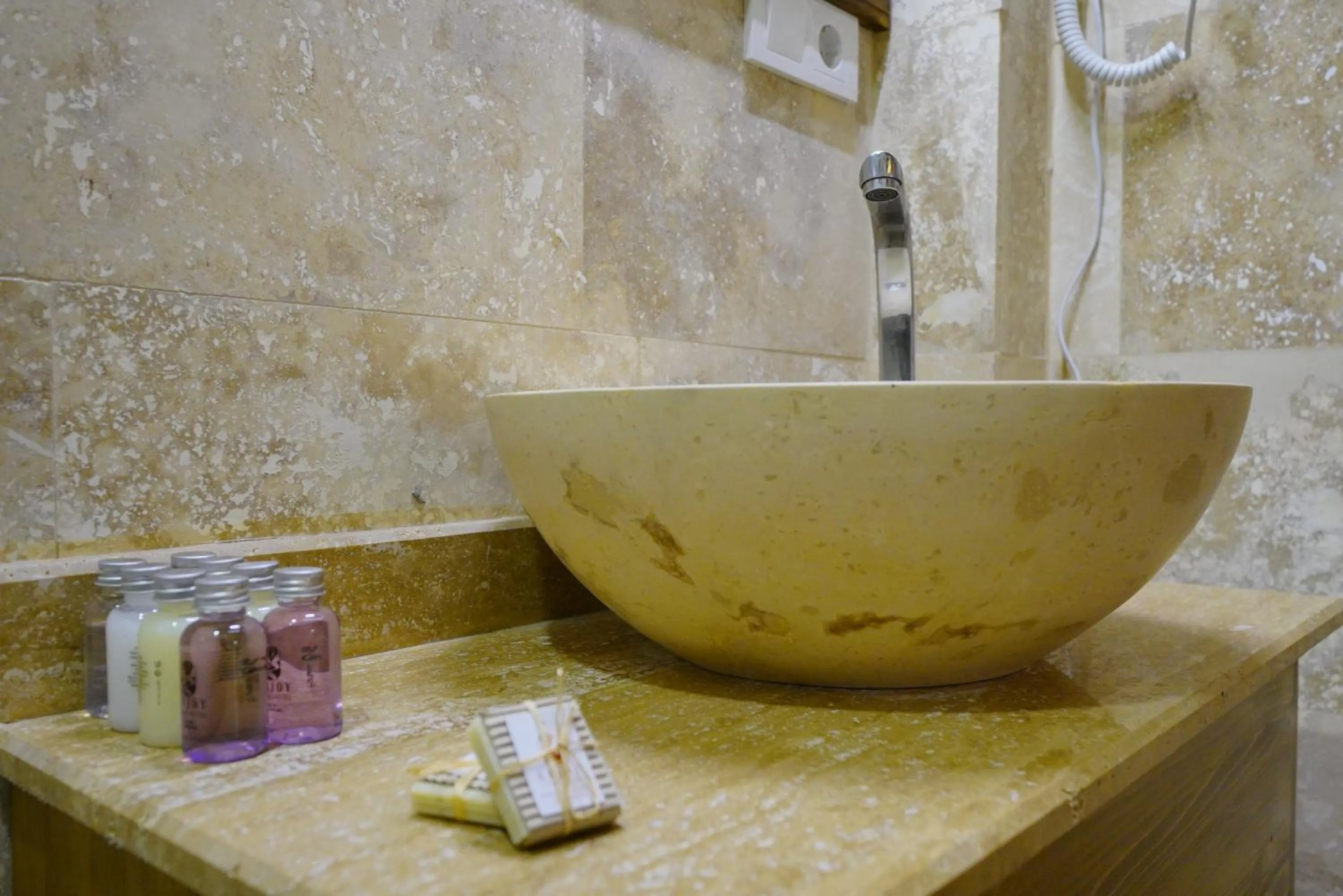 Bathroom in Enjoy Stone Hotel