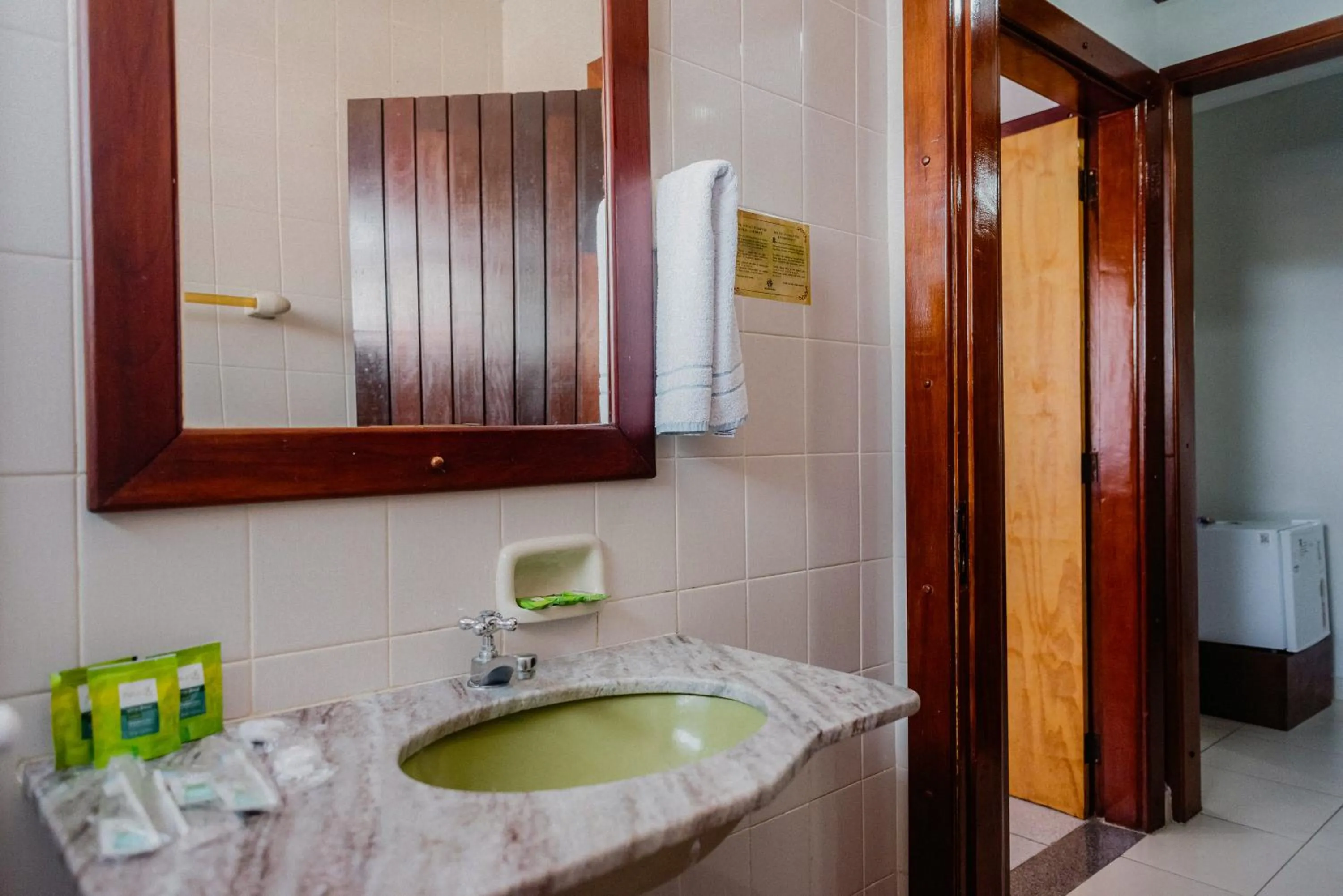 Bathroom in Hotel São Charbel